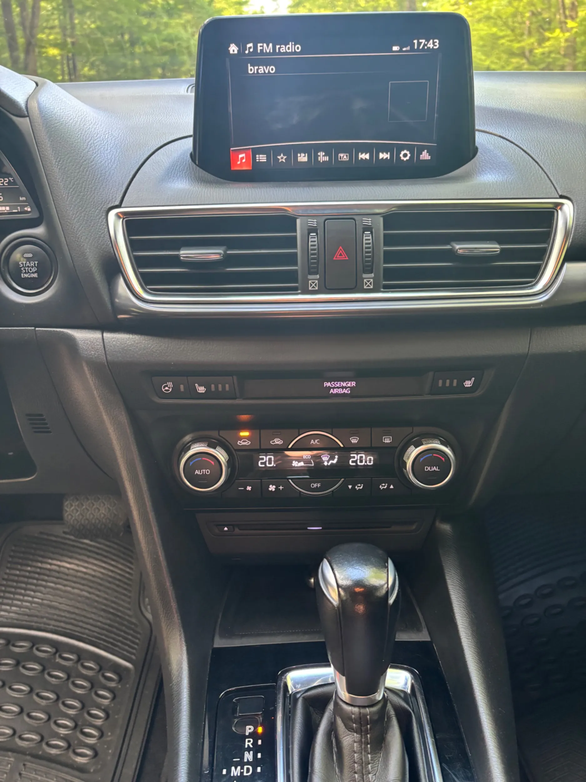 mazda 3 2.2 skyactiv - slika 5