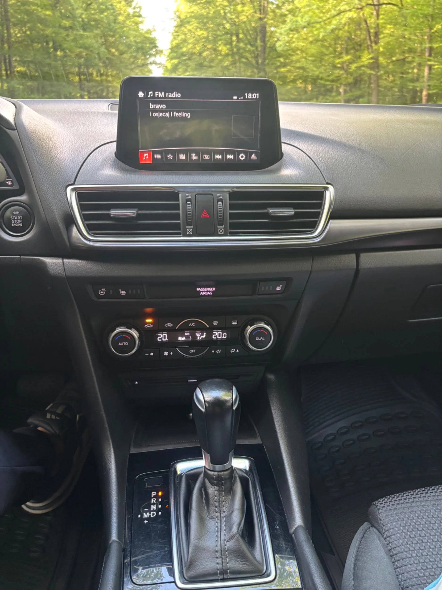 mazda 3 2.2 skyactiv - slika 10