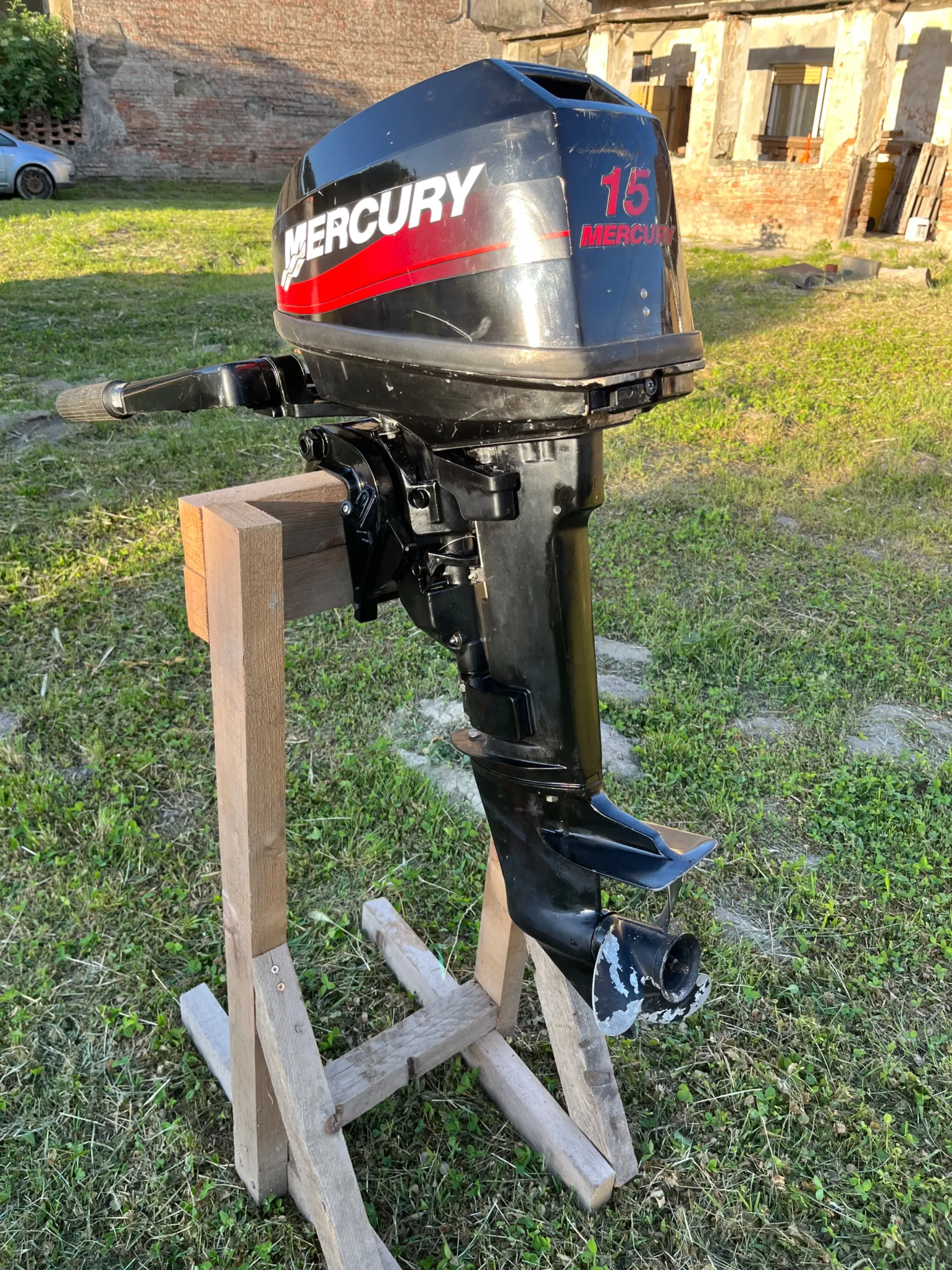 mercury 15 ks kratka noga - slika 3