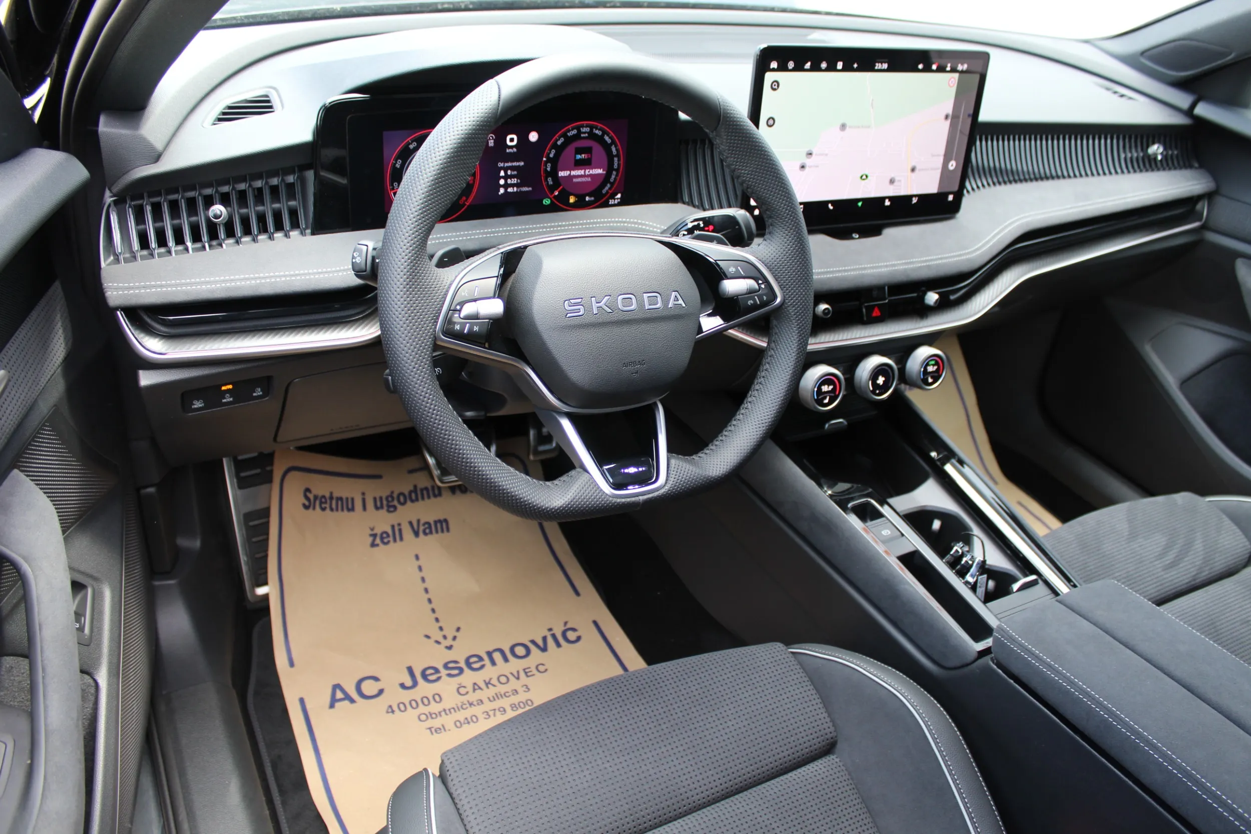 13262 škoda superb sportline 2.0 tdi dsg - slika 15
