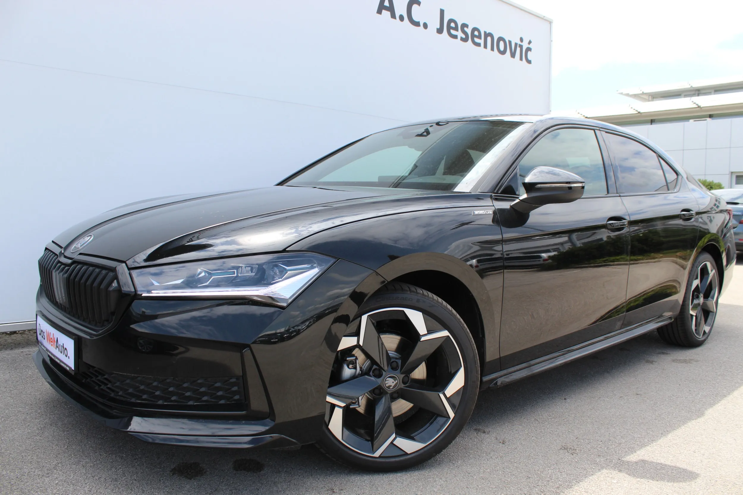 13262 škoda superb sportline 2.0 tdi dsg - slika 16