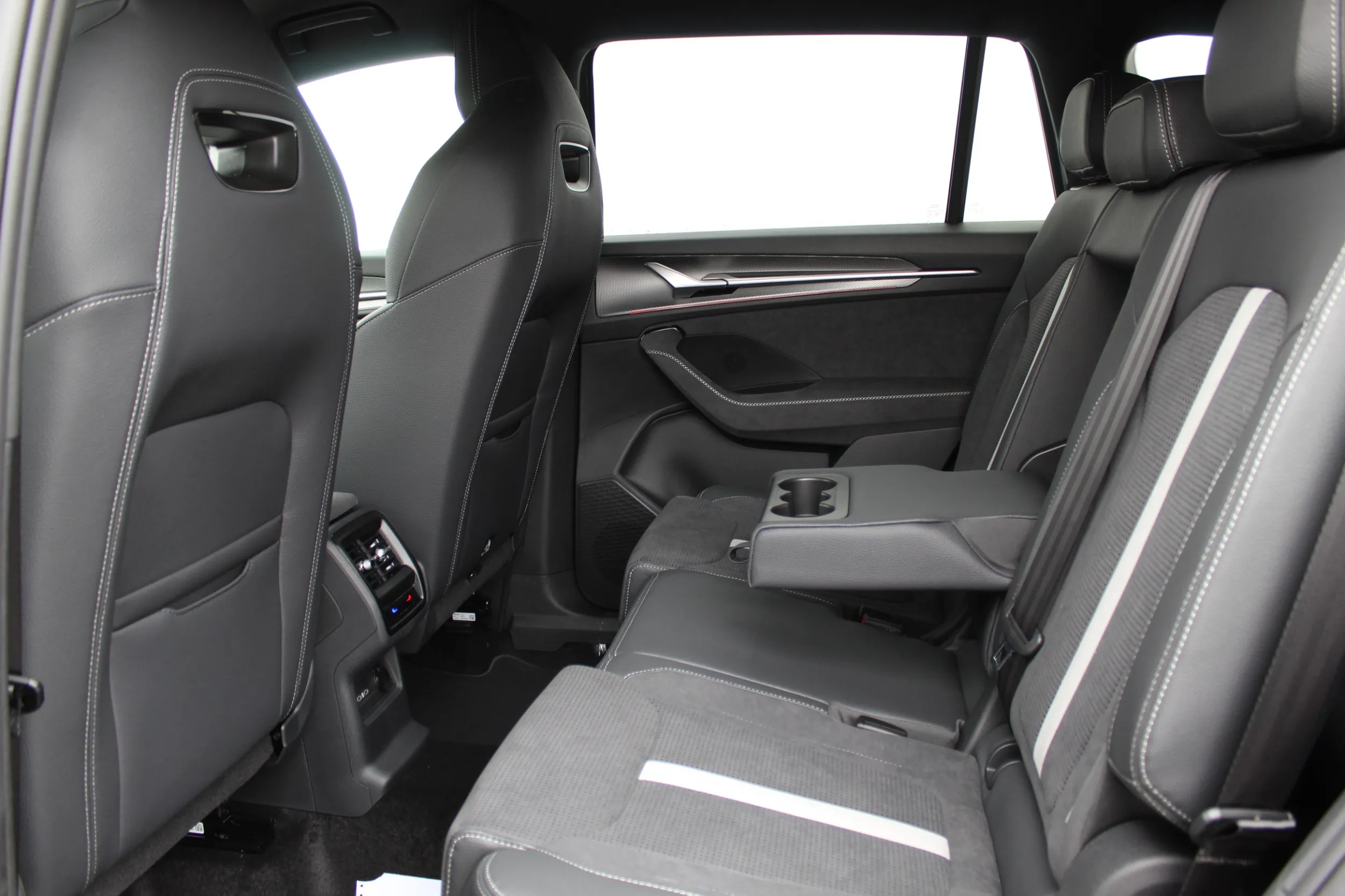 13251 škoda kodiaq sportline 2.0 tdi dsg *7 sjedala* - slika 14