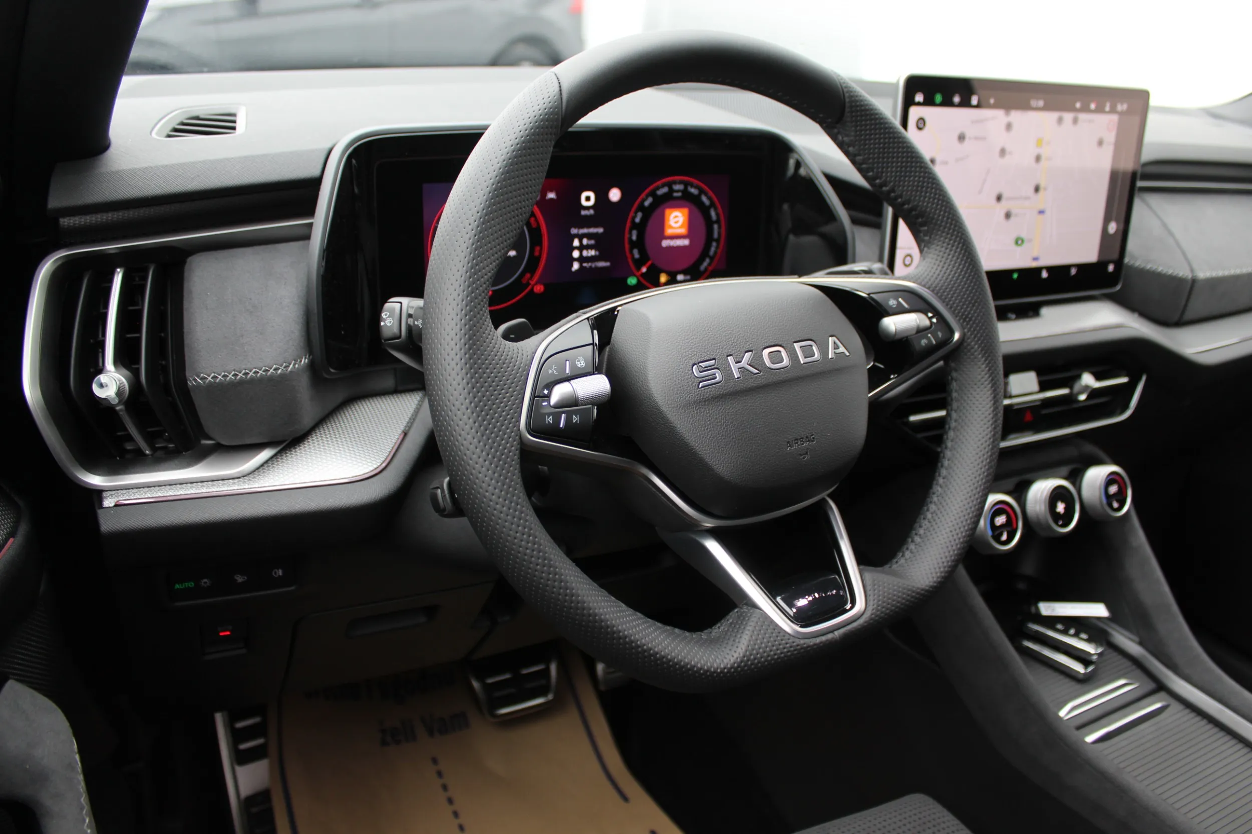 13251 škoda kodiaq sportline 2.0 tdi dsg *7 sjedala* - slika 17