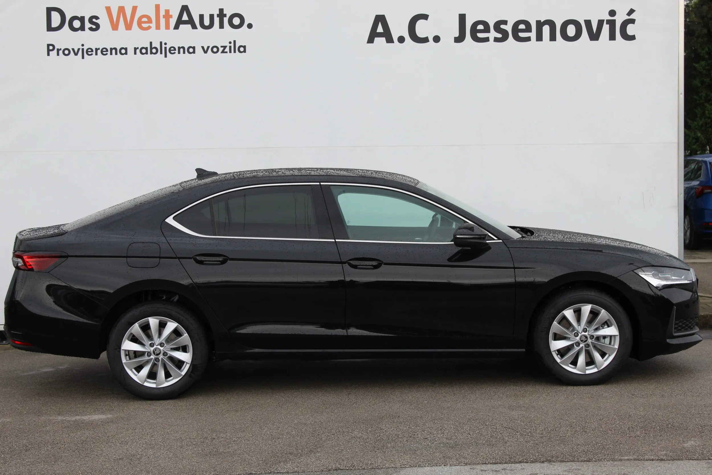 13261 škoda superb selection 1.5 tsi dsg phev - slika 5