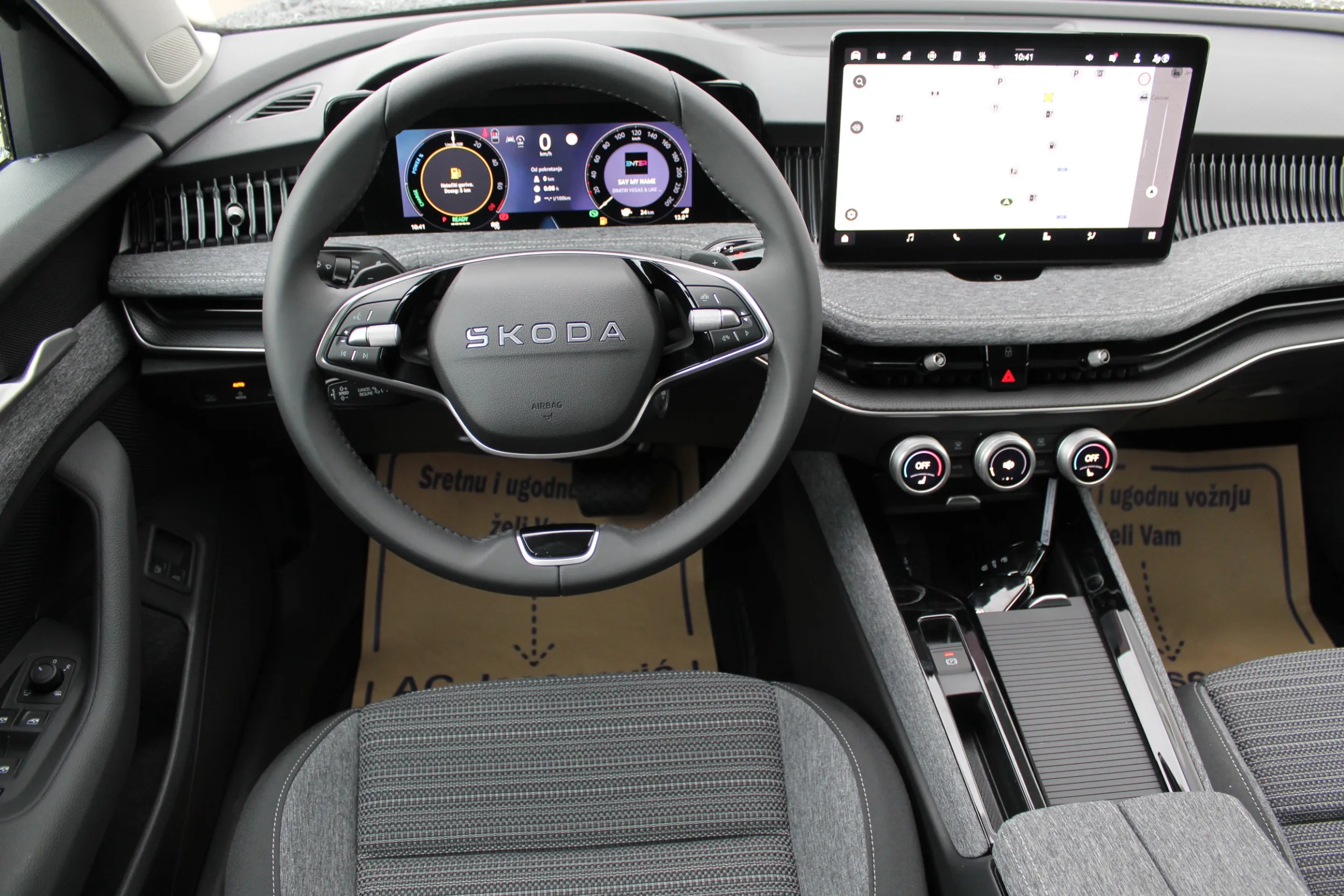 13261 škoda superb selection 1.5 tsi dsg phev - slika 13