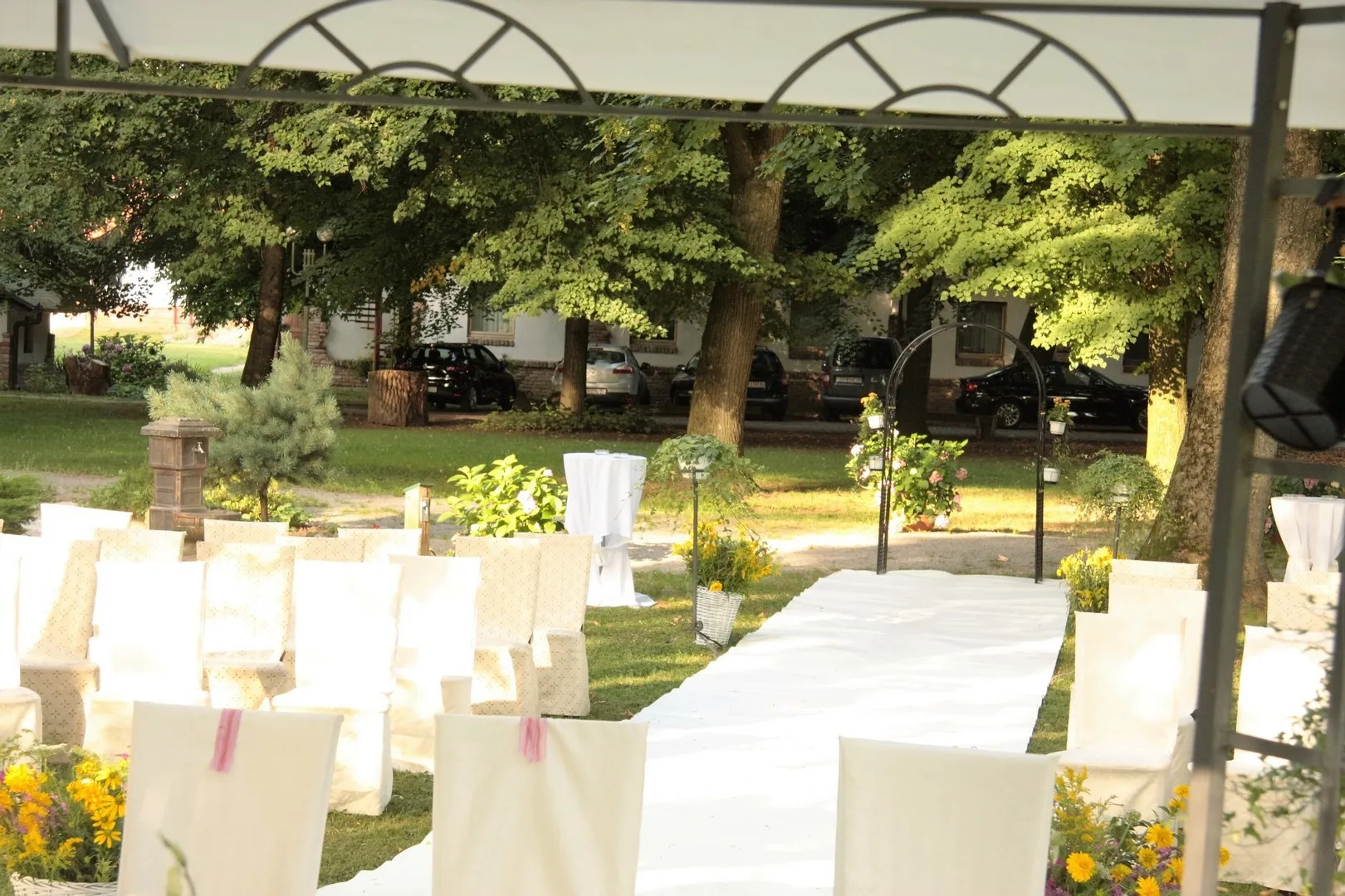 hotel višnjica - vjenčanje na otvorenom - slika 14