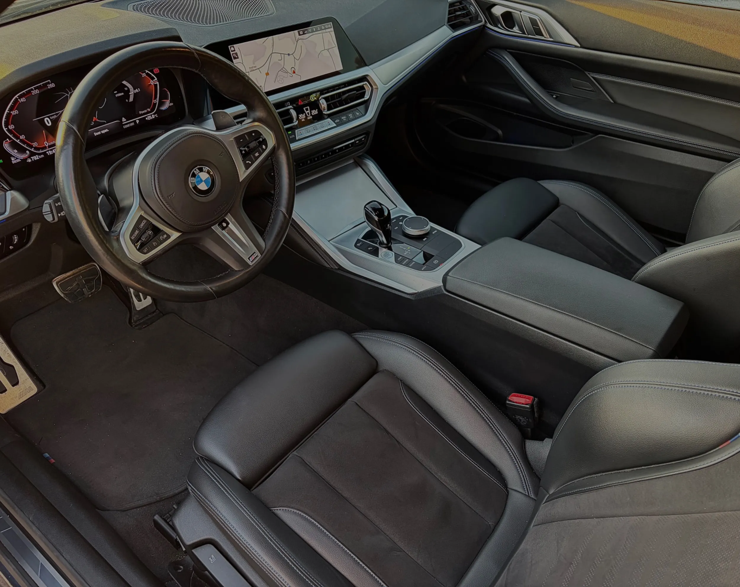 bmw serija 4 coupe 420d automatik 2022 - slika 4