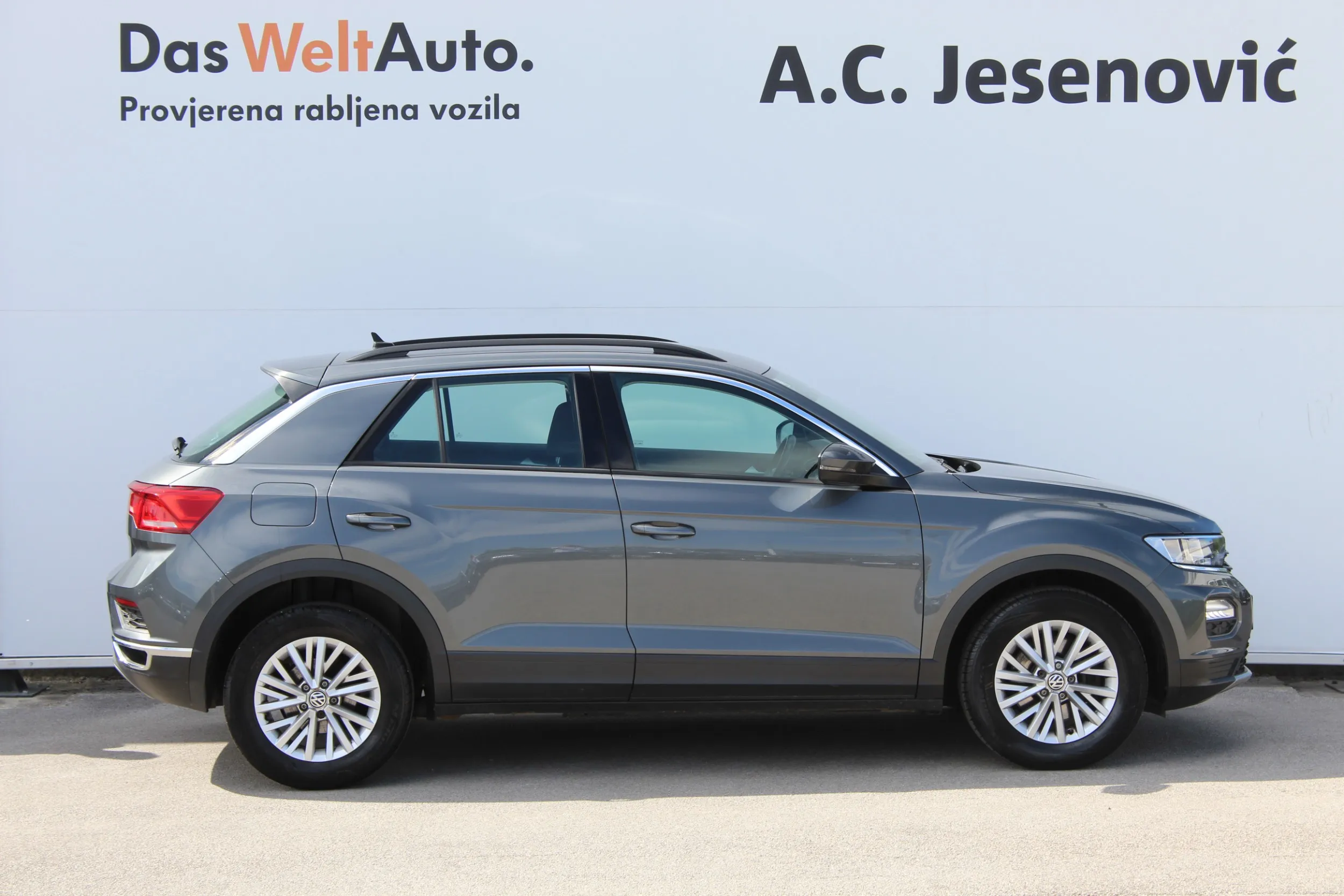 13237 volkswagen t-roc tsi design - slika 8