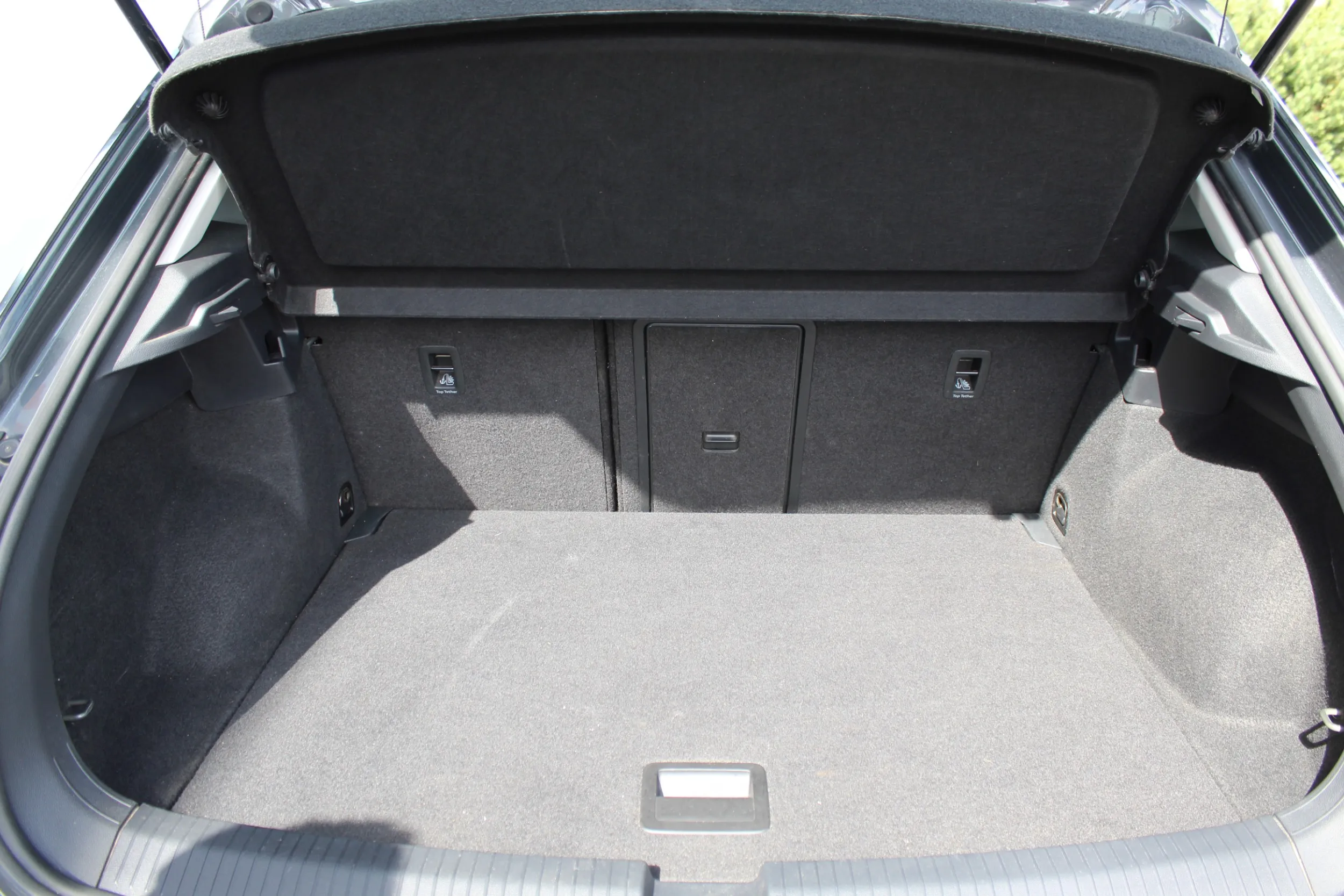 13237 volkswagen t-roc tsi design - slika 9