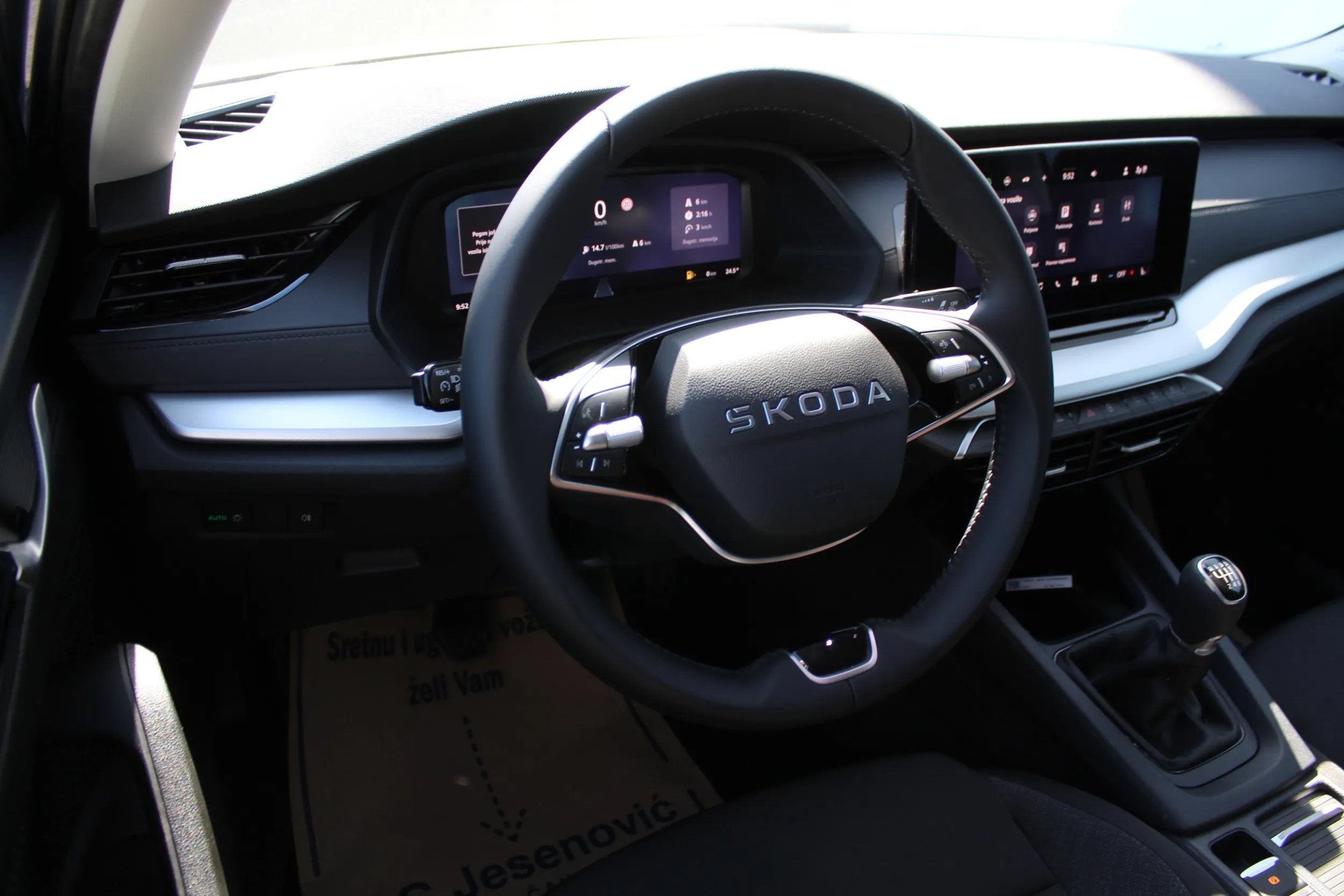 13293 škoda octavia fl essence 2.0 tdi - slika 6