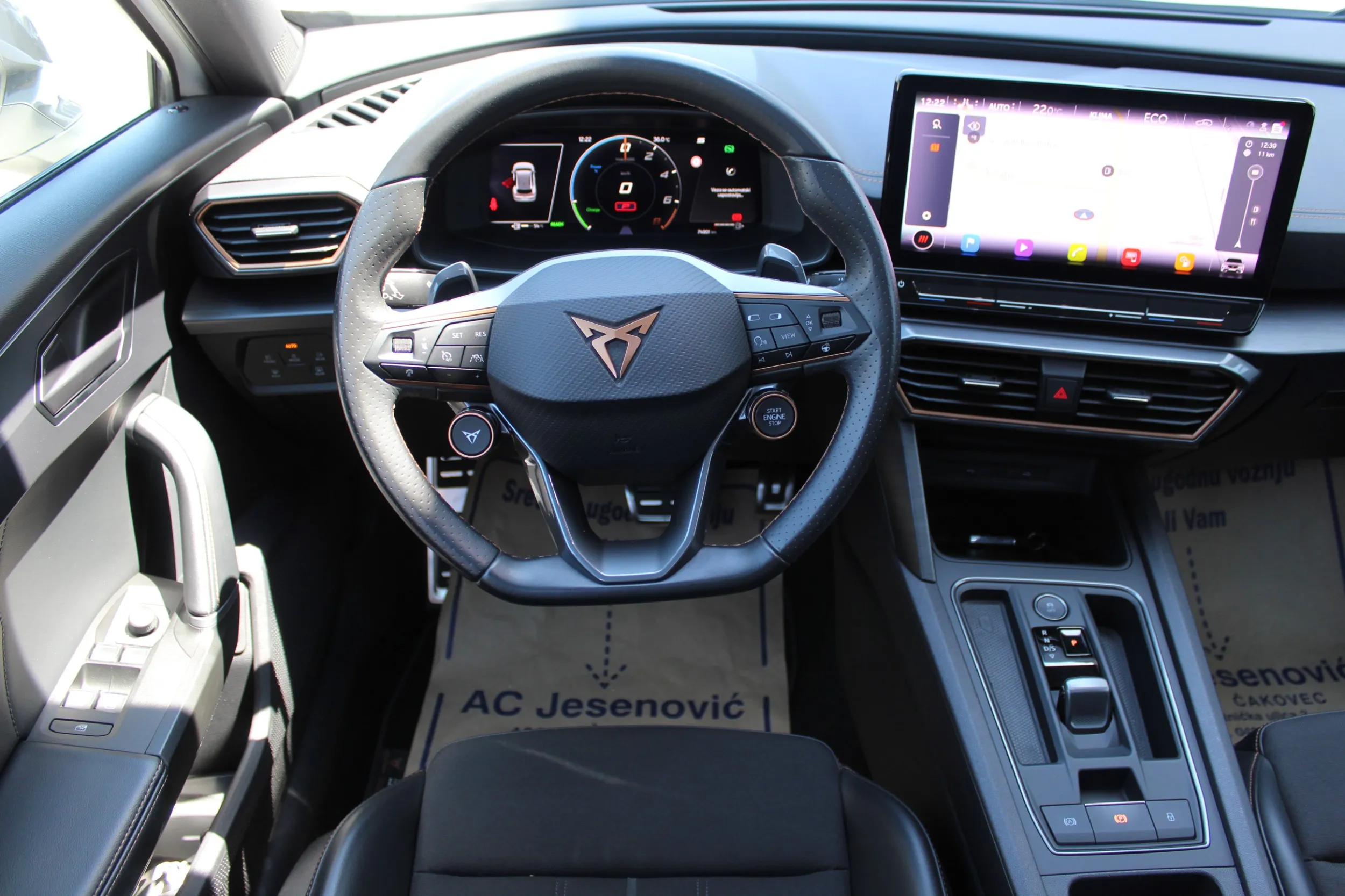 13270 cupra formentor 1.4 e-hybrid dsg vz - slika 8