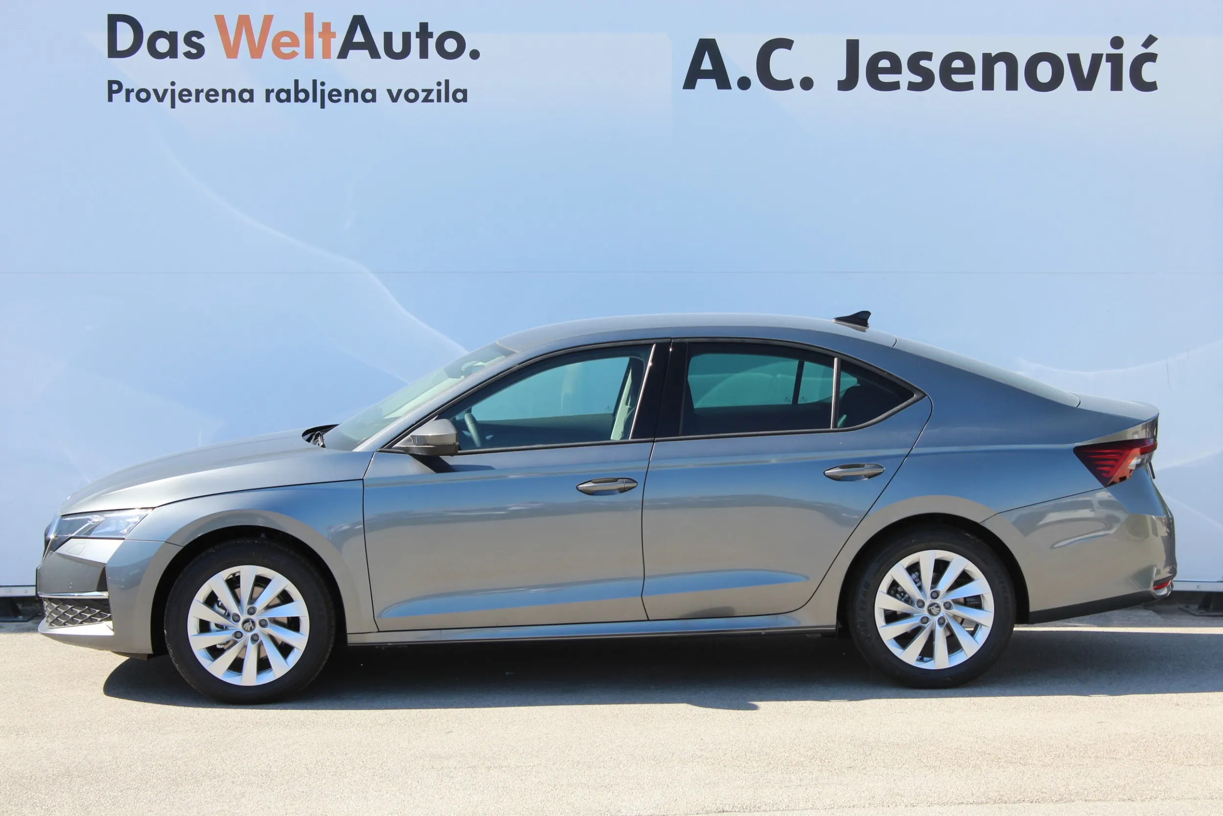 13303 škoda octavia fl selection 1.5 tsi dsg mhev - slika 14