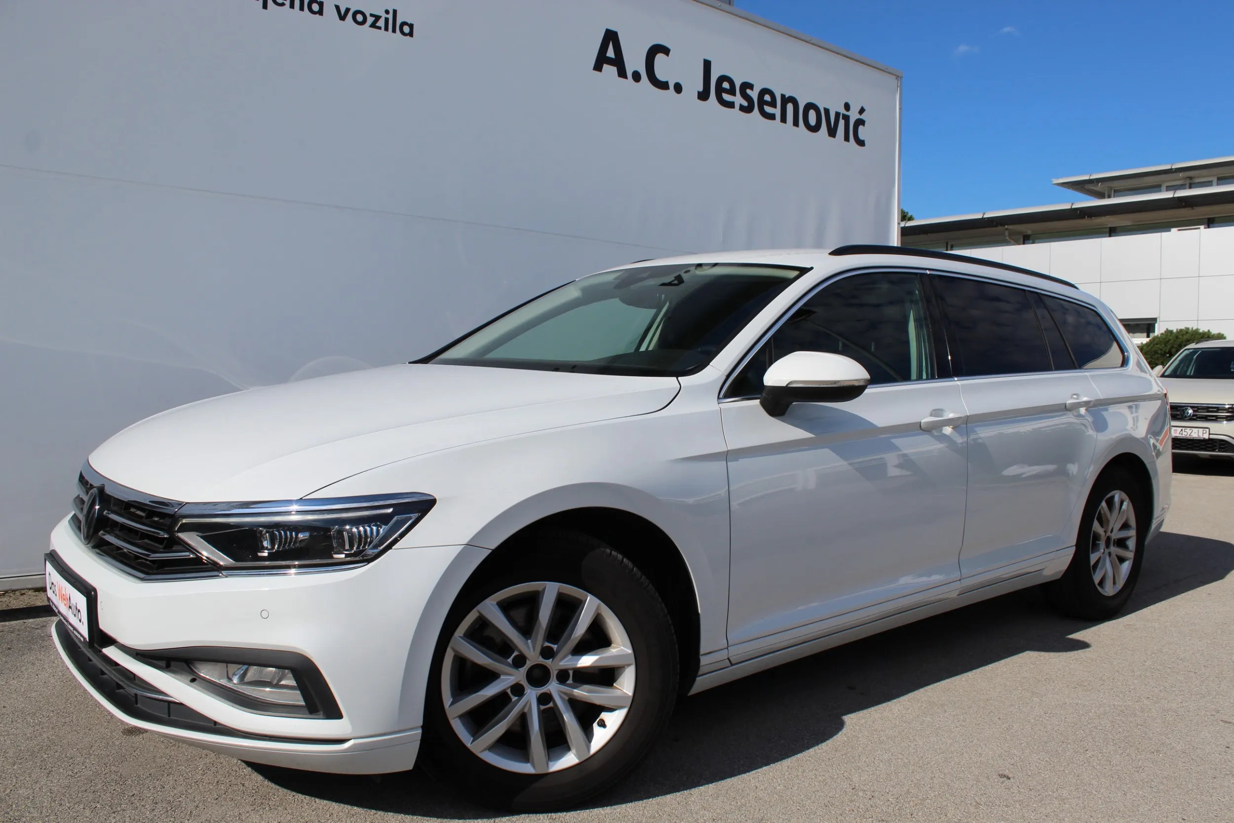 13314 volkswagen passat variant 2.0 tdi dsg business - slika 14