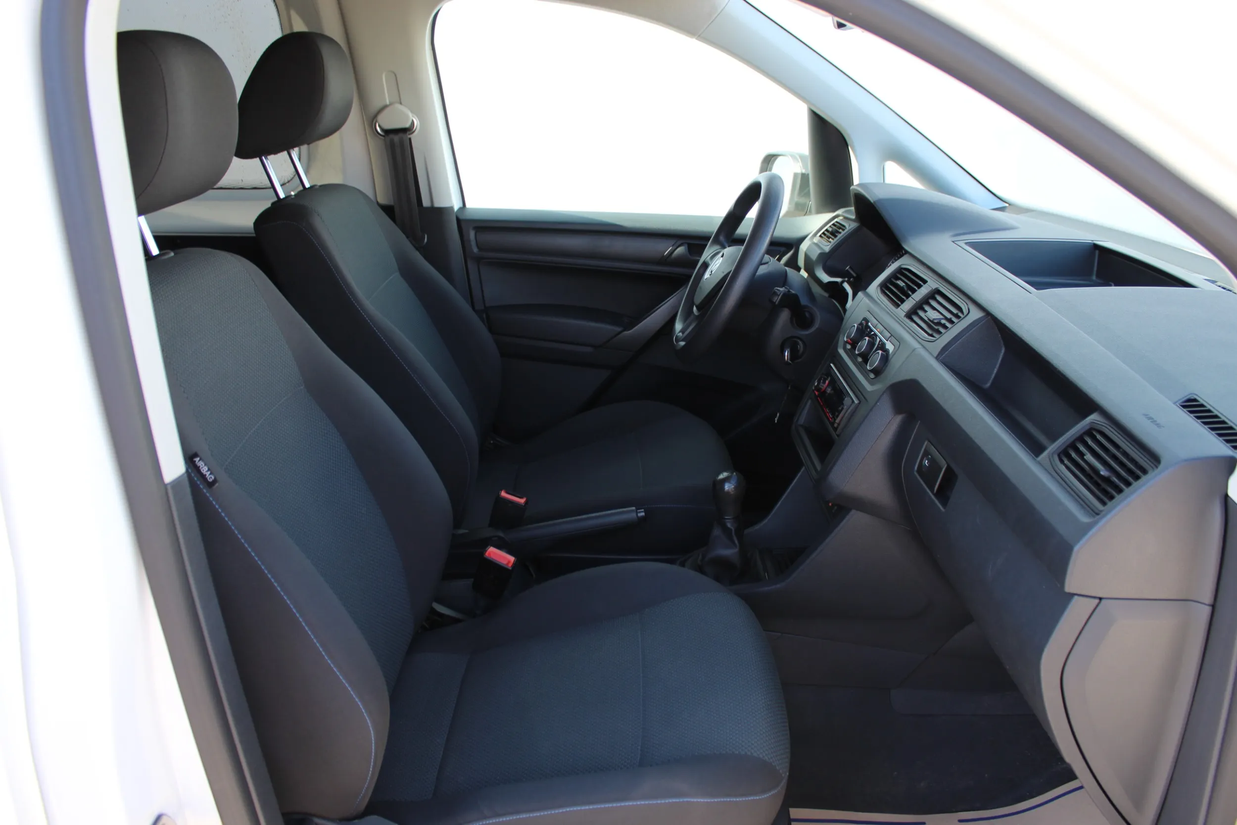 13320 vw caddy kombi maxi van 2.0 tdi - slika 6