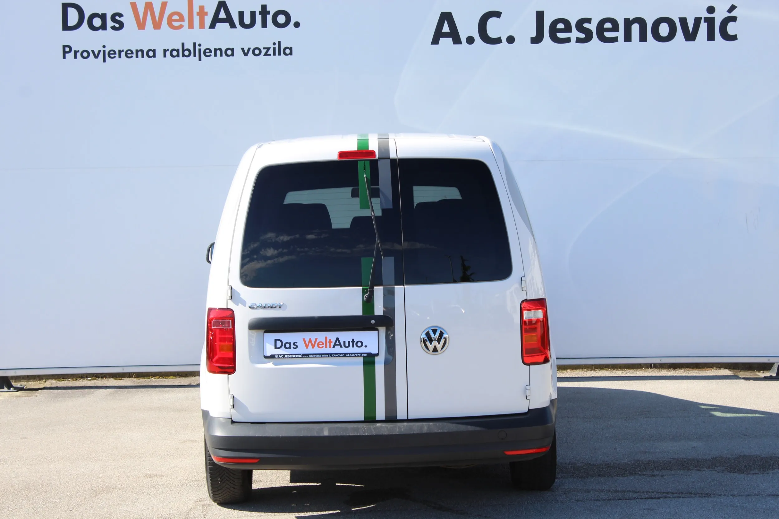 13320 vw caddy kombi maxi van 2.0 tdi - slika 2