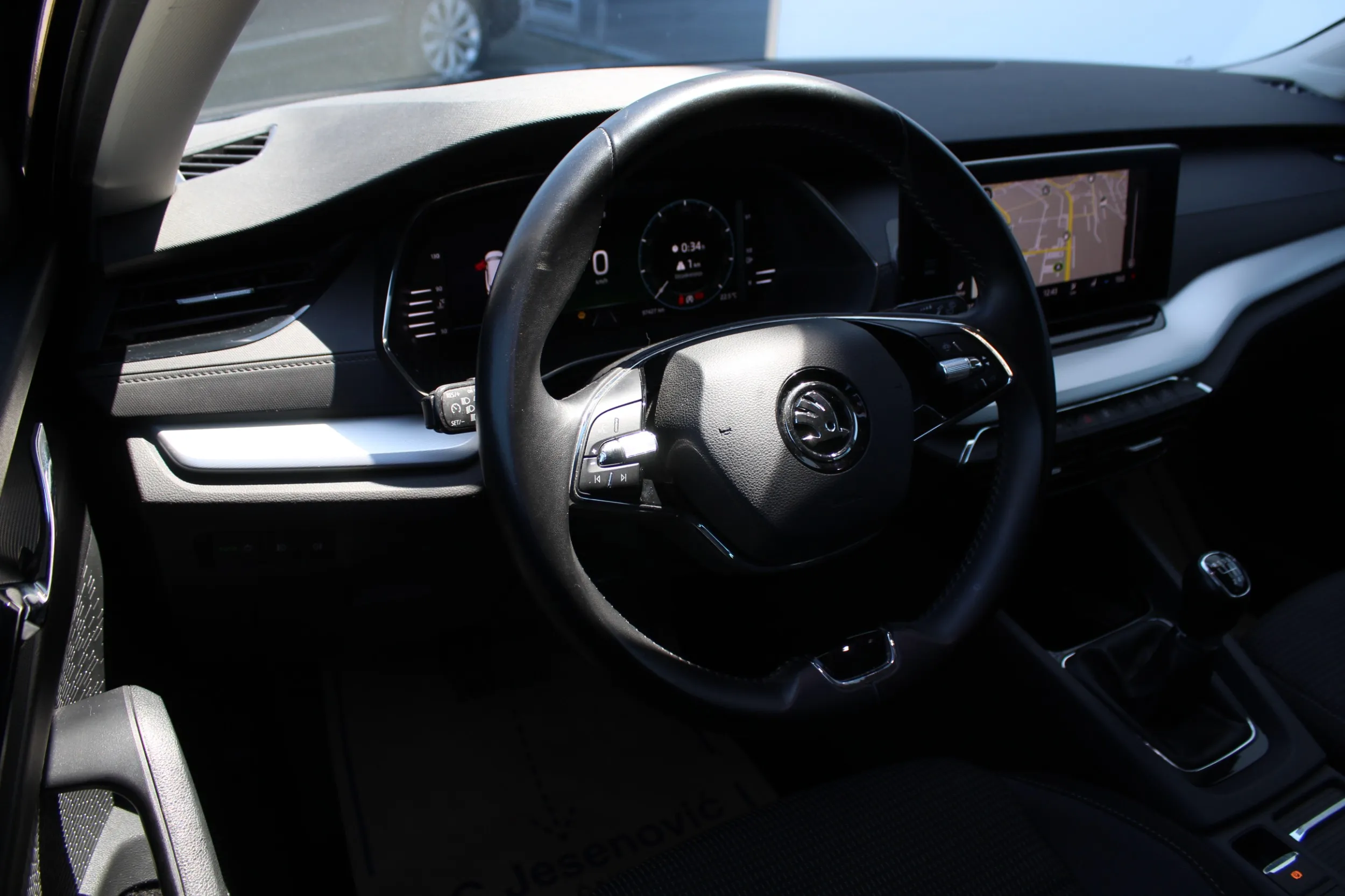 škoda octavia combi ambition 1.0 tsi - slika 10