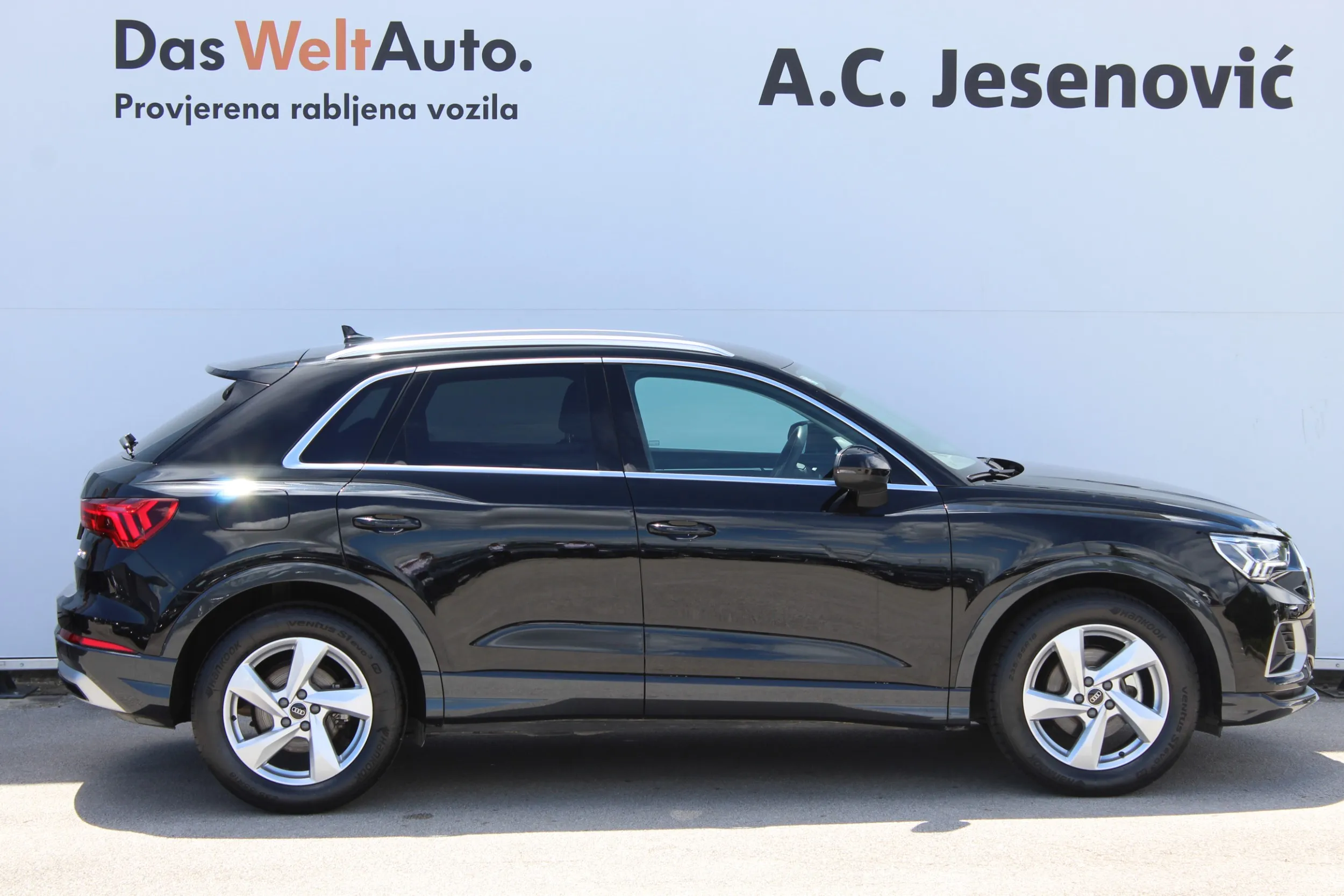13431 audi q3 35tdi s tr advanced+ - slika 9