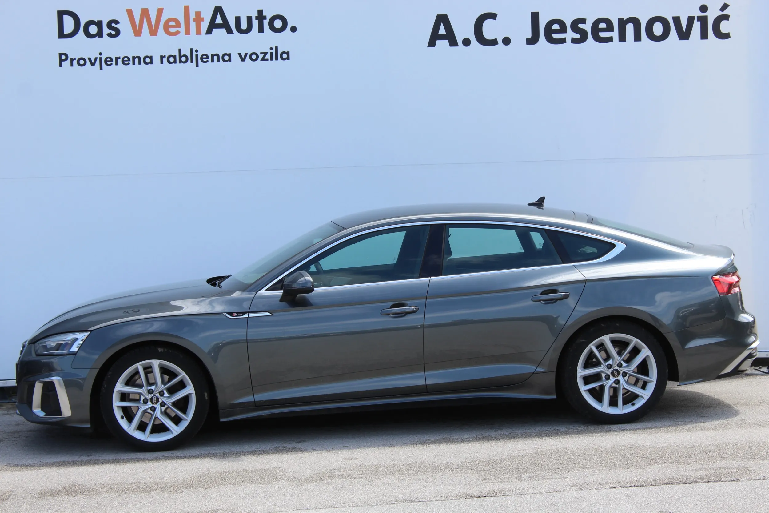 audi a5 sb 30tdi s tr s line+ - slika 11