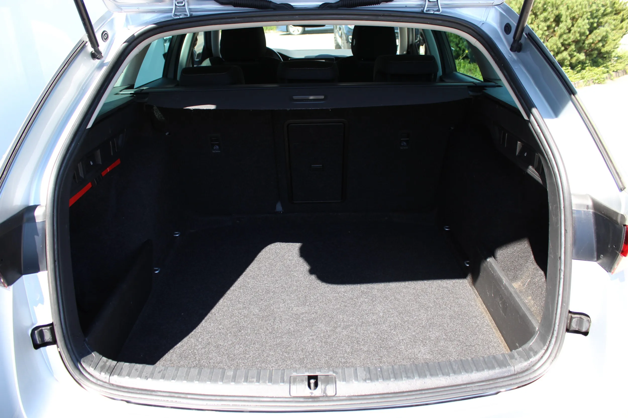 13381 škoda octavia combi ambition 2.0 tdi dsg - slika 6