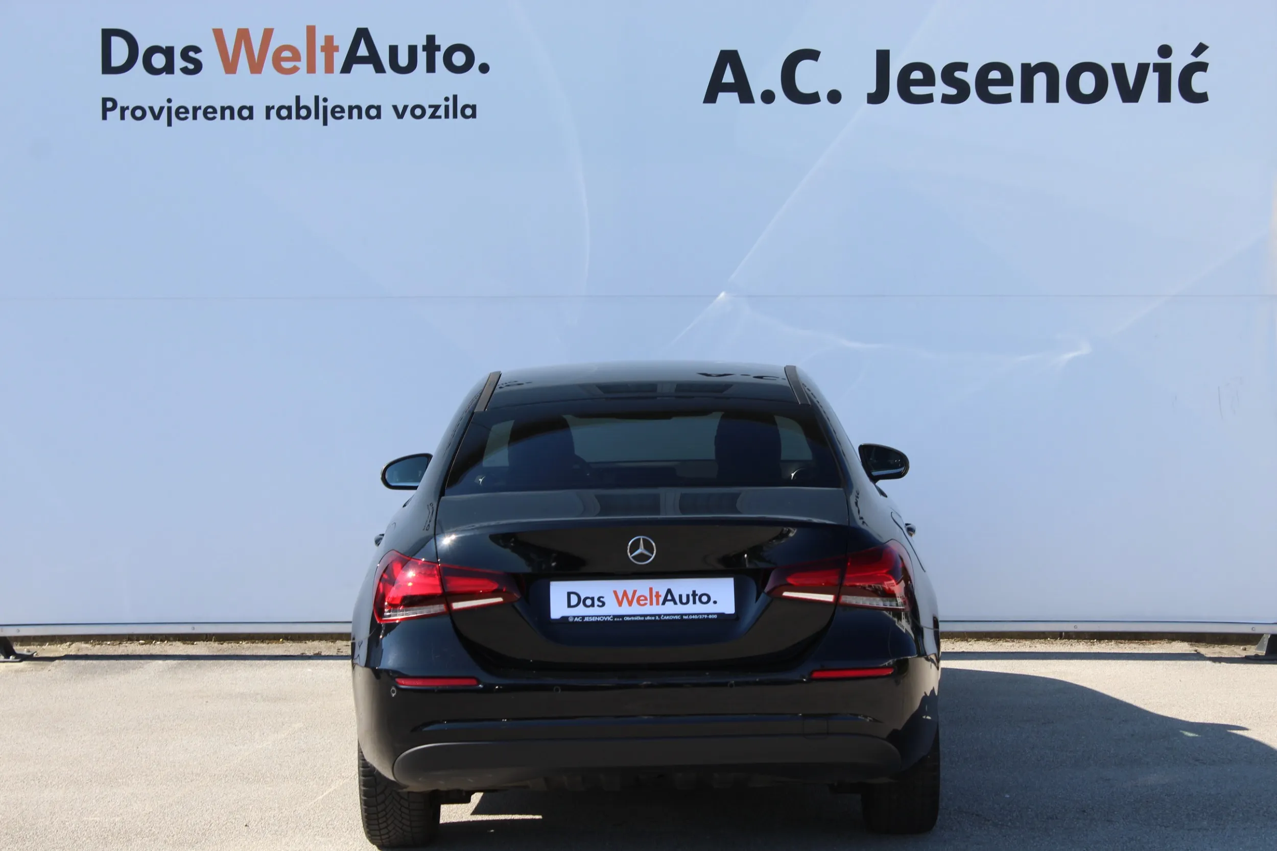 13449 mercedes-benz a limuzina 250e progressive aut. - slika 9