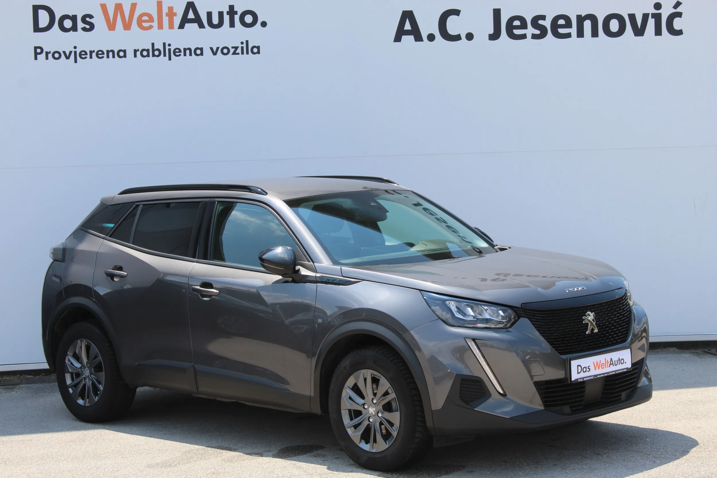 13452 peugeot 2008 1,2 puretech 100 s&s style - slika 11
