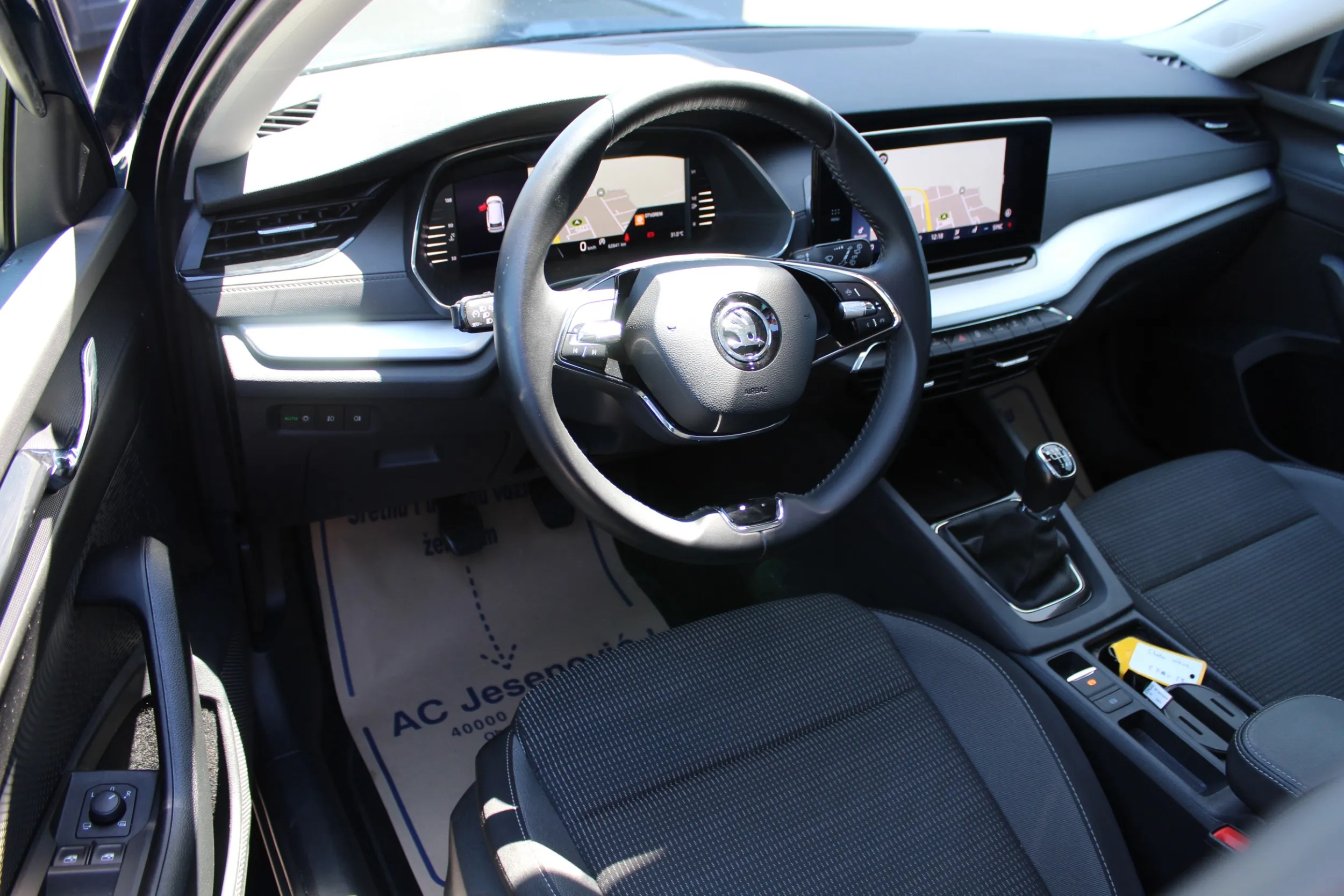 13455 škoda octavia combi active 1.0 tsi - slika 12