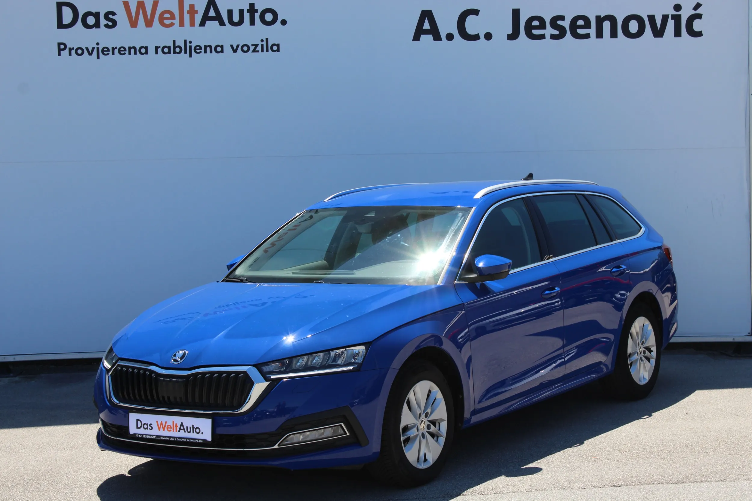 13469 škoda octavia combi ambition 2.0 tdi dsg - slika 14