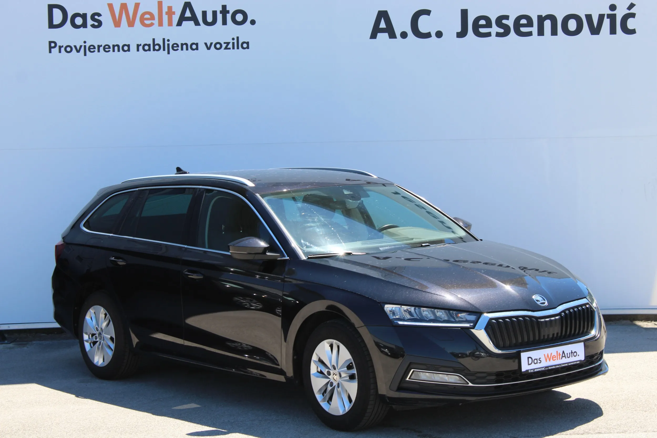 13454 škoda octavia combi ambition 2.0 tdi dsg - slika 14