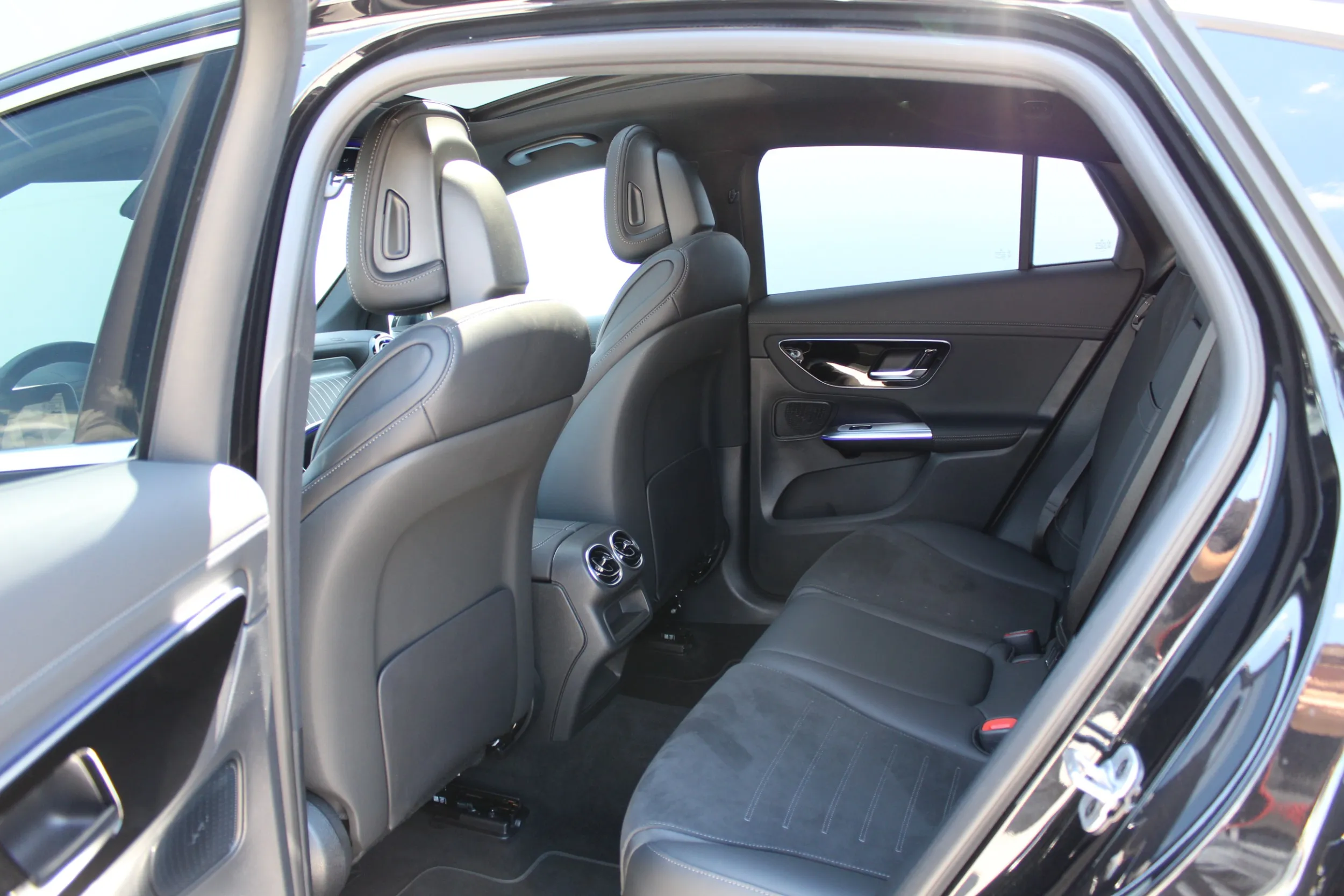 13415 mercedes-benz glc coupé 300de 4matic amg line aut. - slika 10
