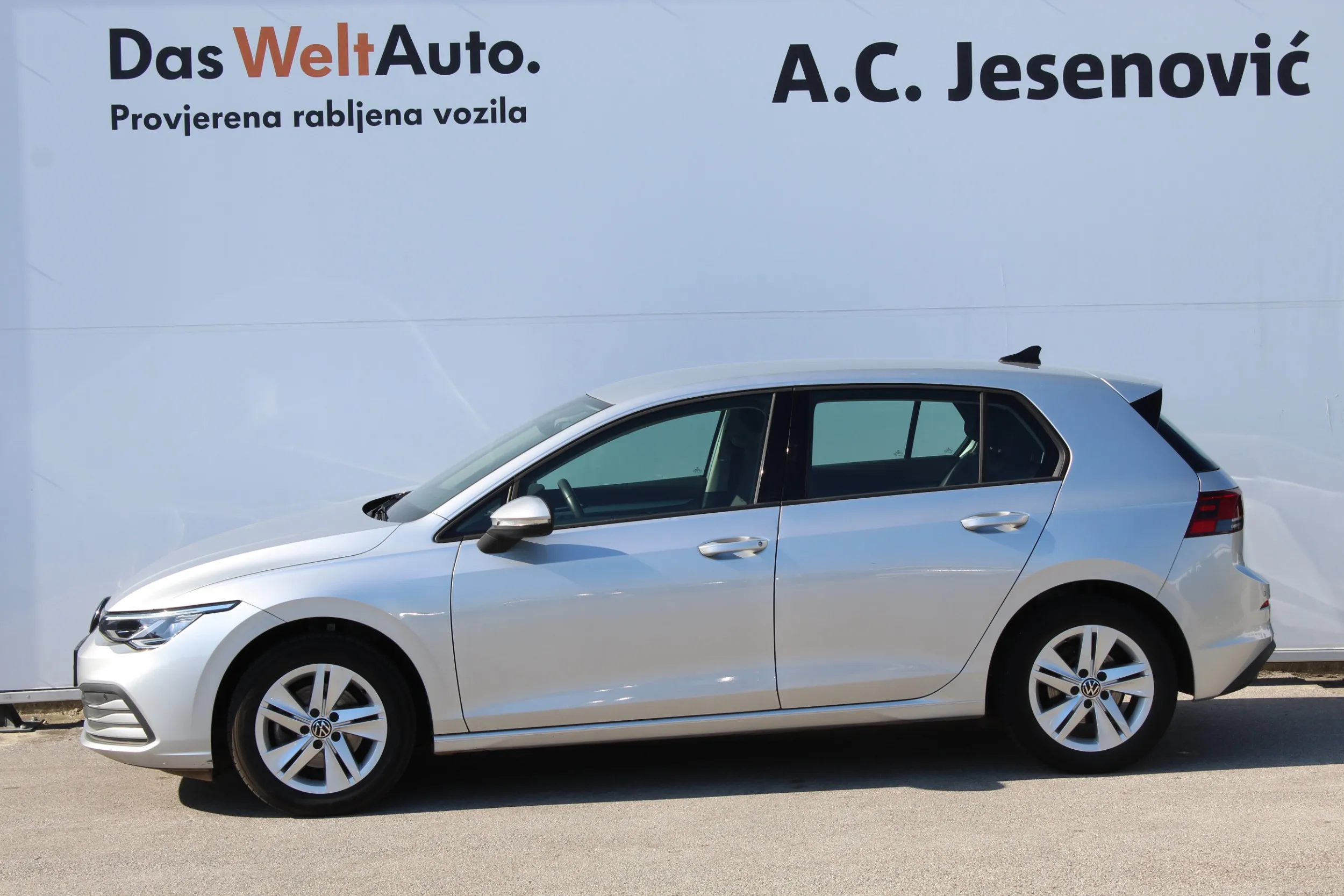 13468 volkswagen golf 1.0 etsi dsg life - slika 10
