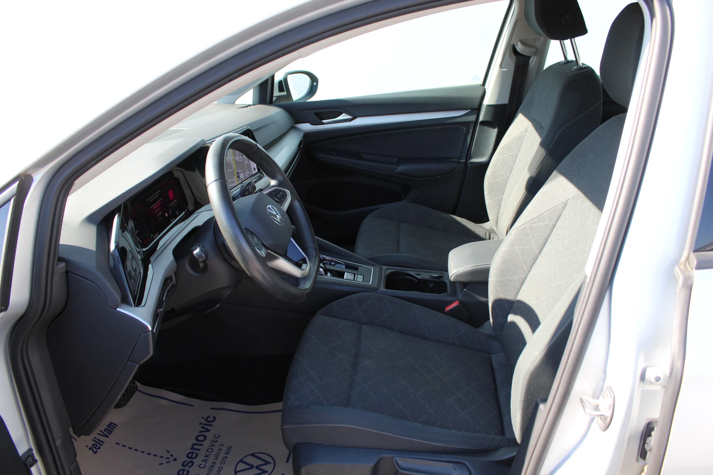 13468 volkswagen golf 1.0 etsi dsg life - slika 13