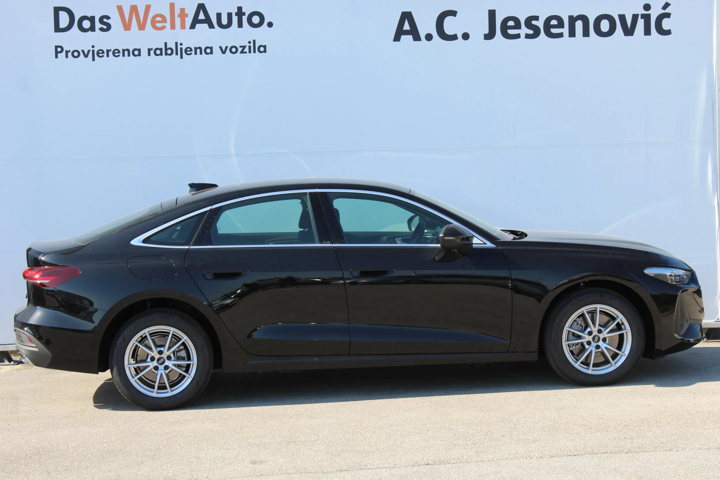 13464 audi a5 limousine 35 tfsi s tronic edition - slika 10