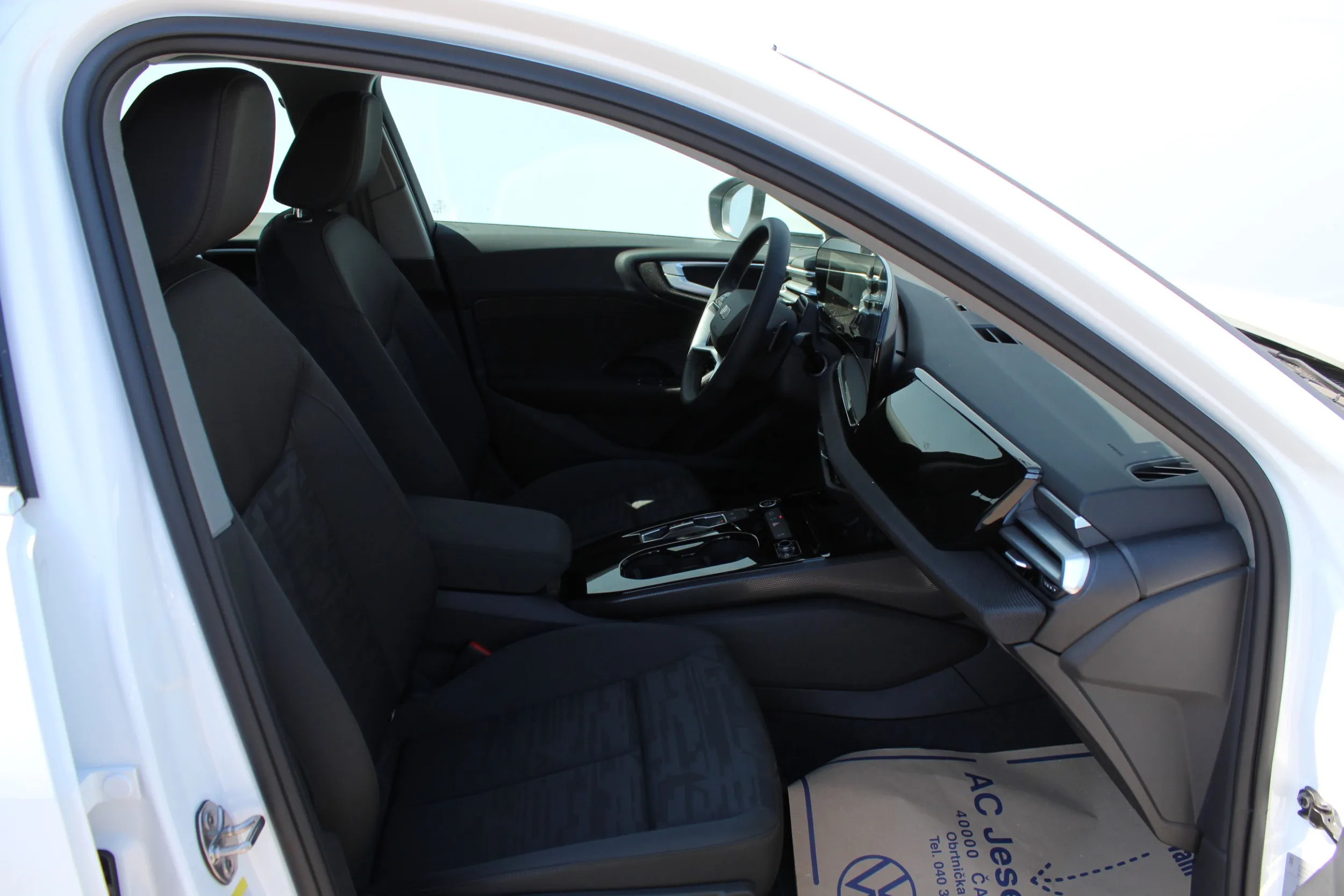 13462 audi a5 limousine 35 tfsi s tronic edition - slika 9