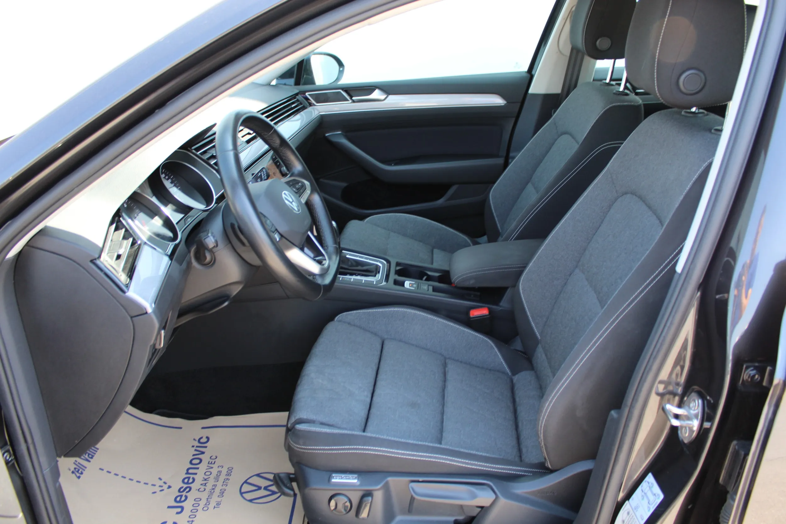 13467 volkswagen passat variant 2.0 tdi dsg business - slika 10