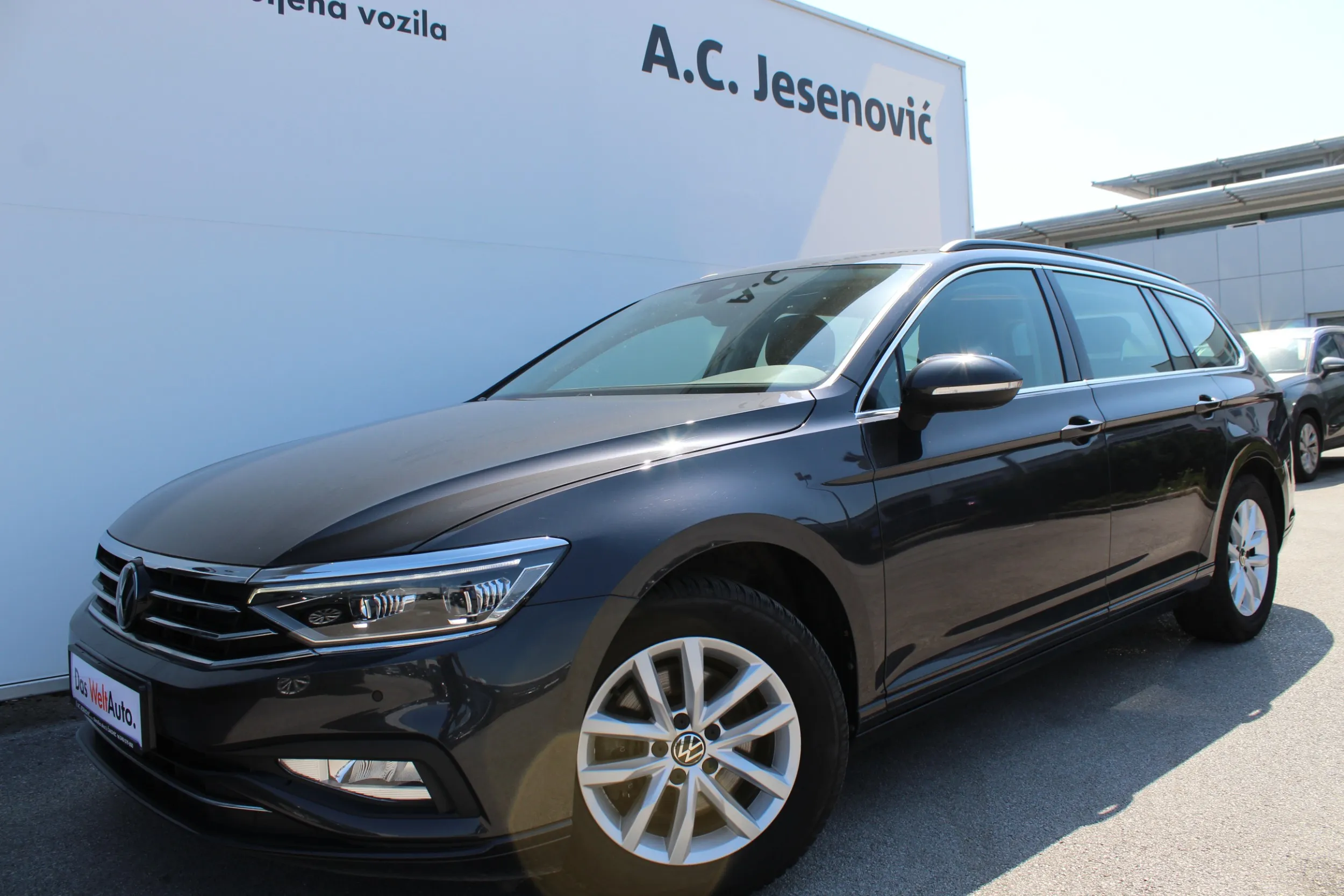 13467 volkswagen passat variant 2.0 tdi dsg business - slika 12