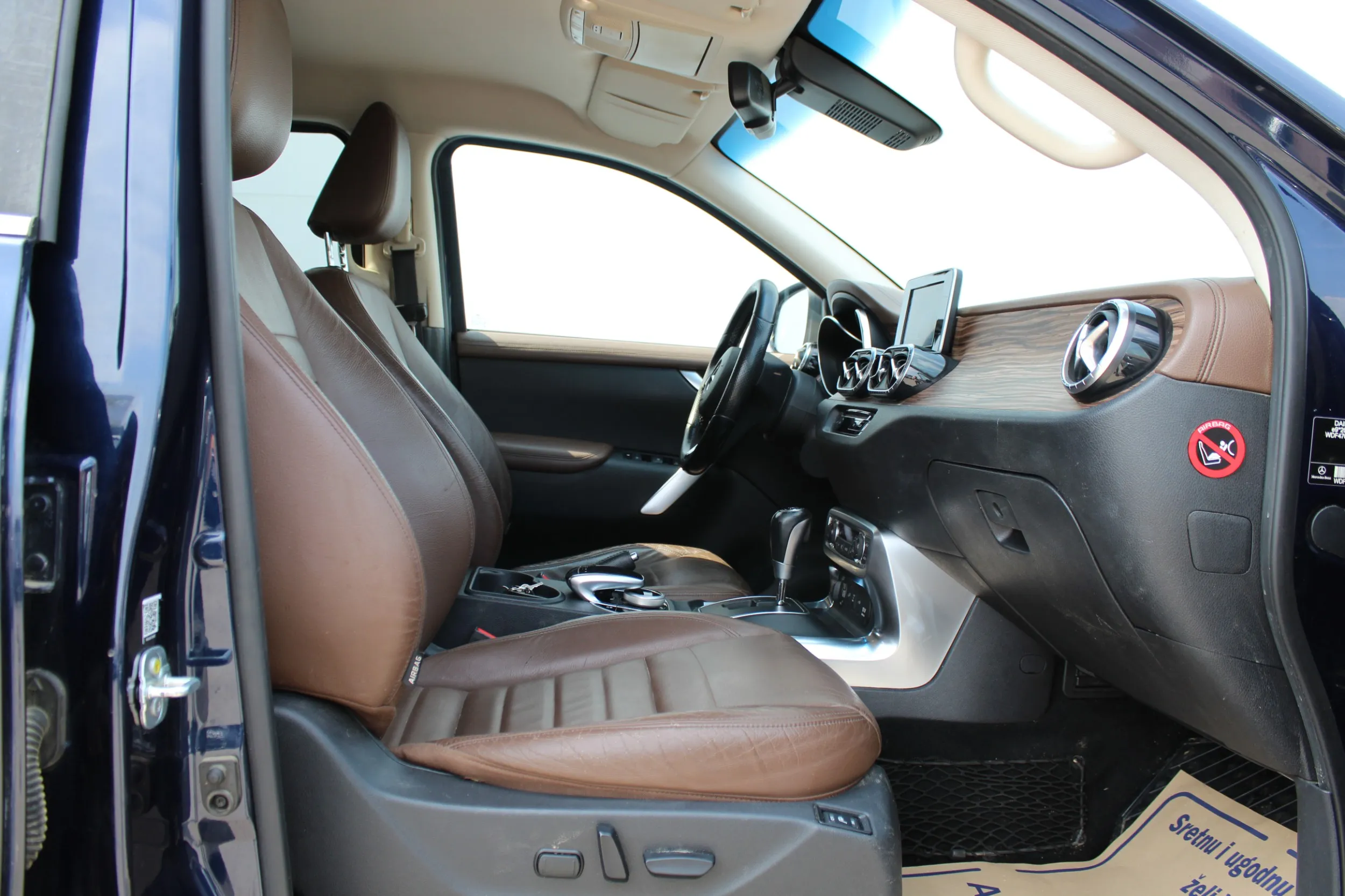 13416 mercedes-benz x 250d 4matic power aut. - slika 6