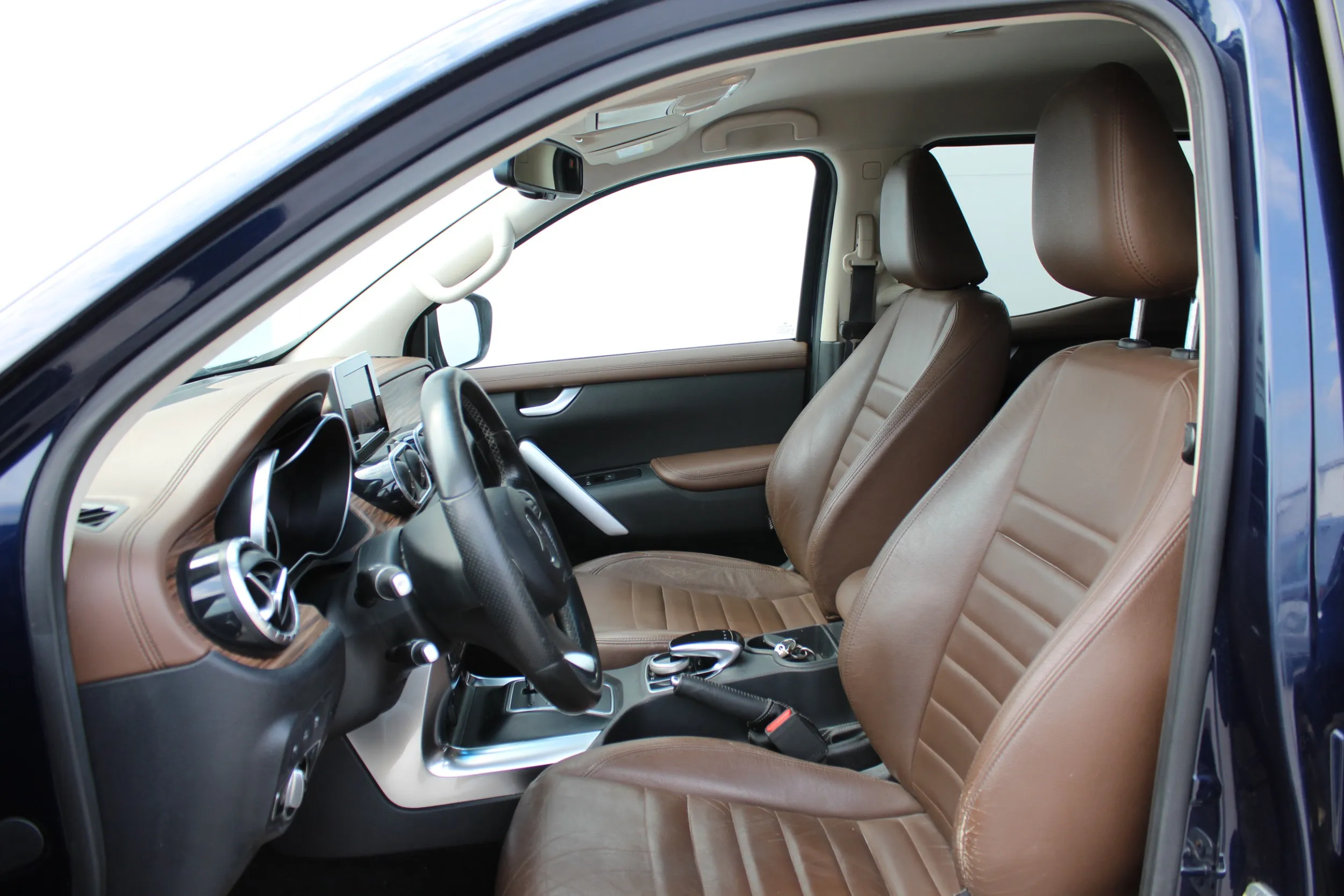 13416 mercedes-benz x 250d 4matic power aut. - slika 11