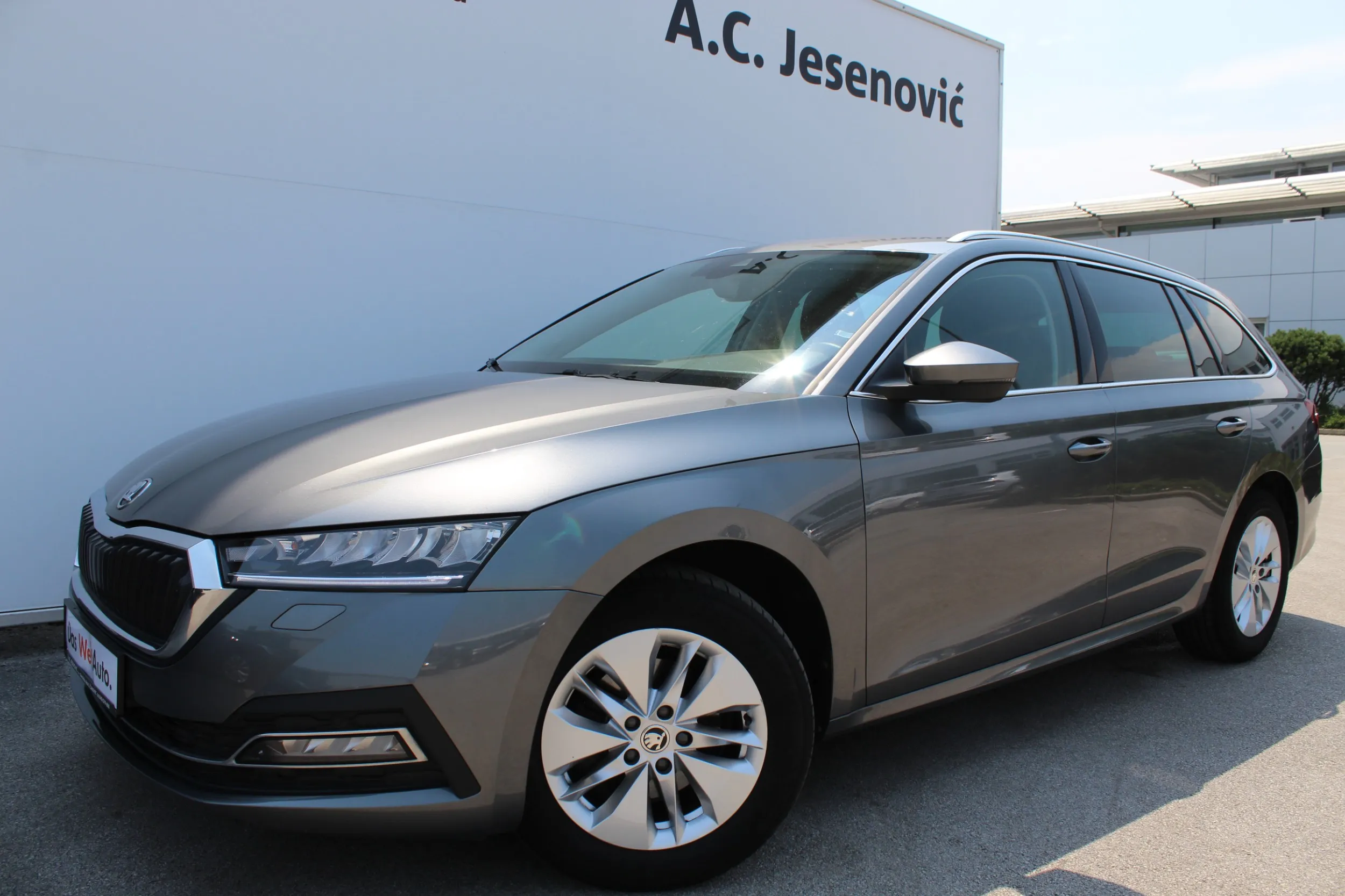 13470 škoda octavia combi ambition 2.0 tdi - slika 13