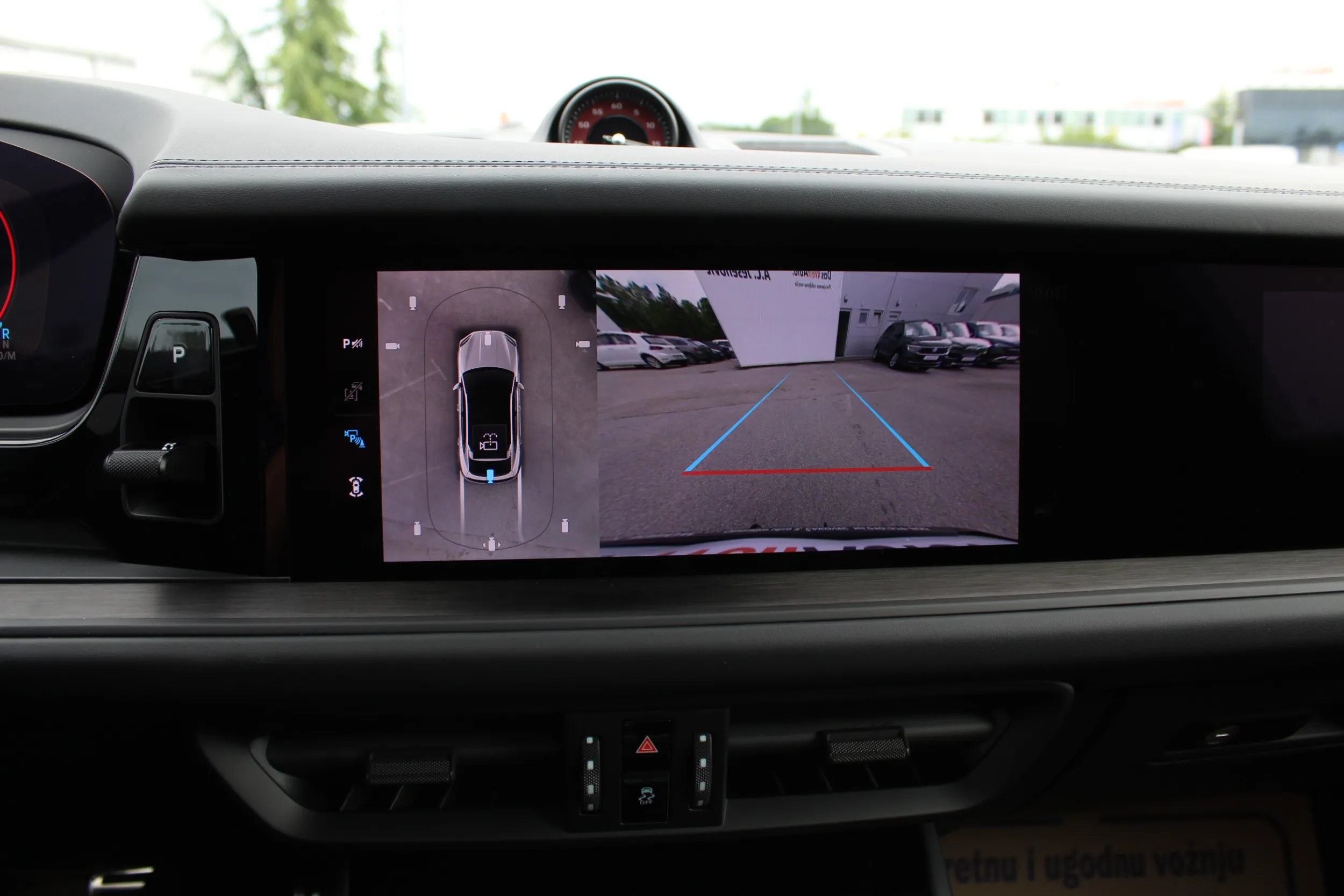 13500 porsche cayenne e-hybrid coupé black edition - slika 5