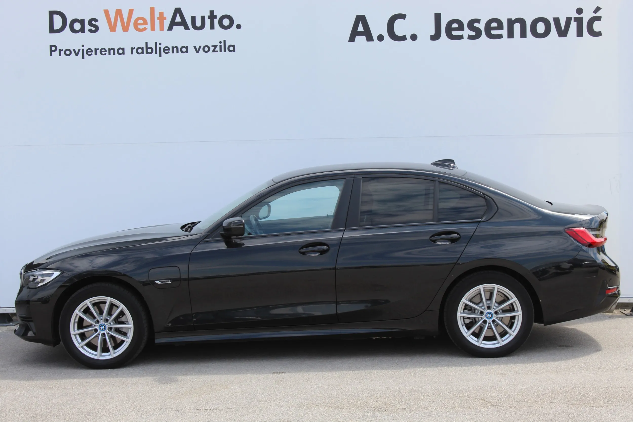 13496 bmw 320e aut. - slika 7