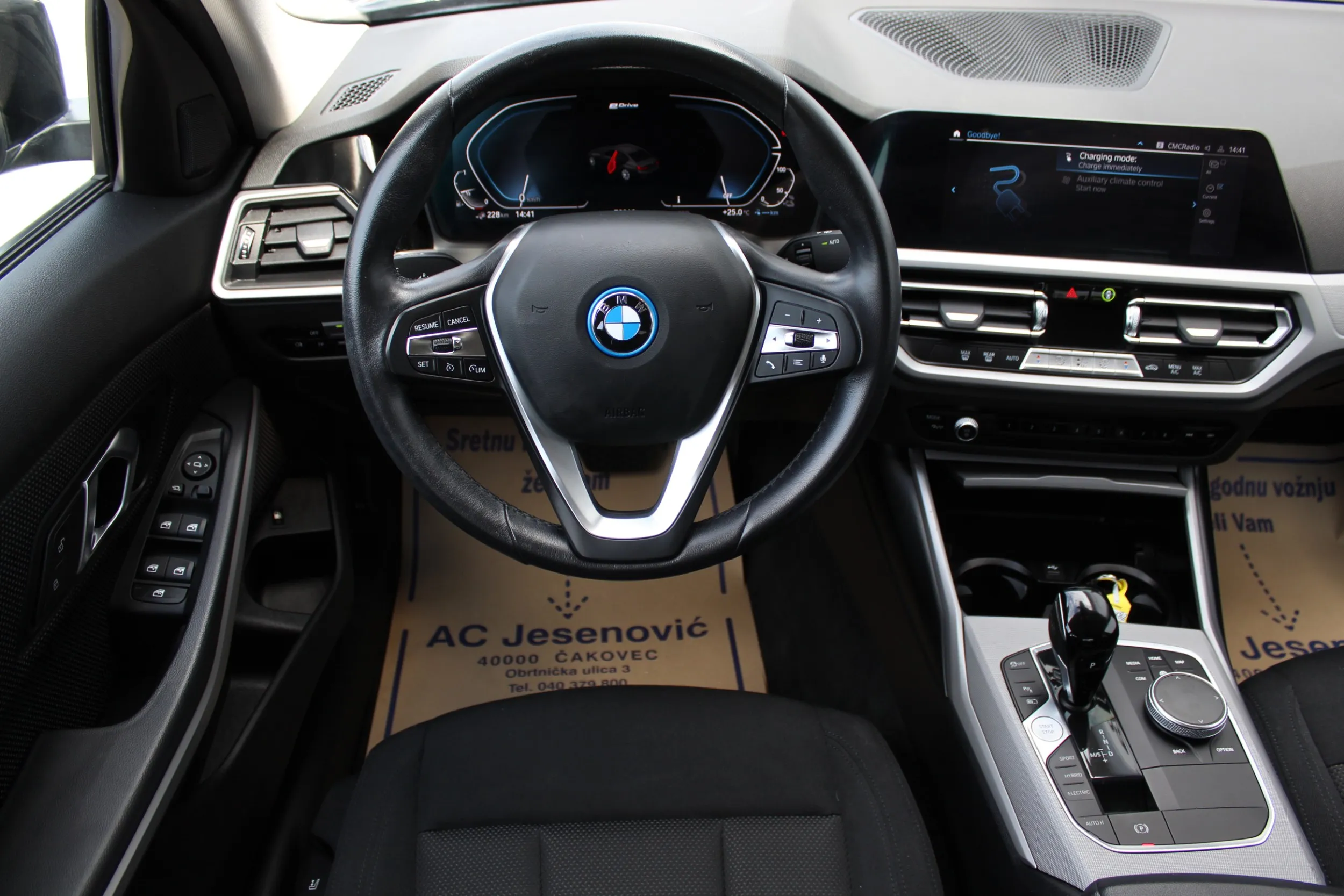 13496 bmw 320e aut. - slika 9