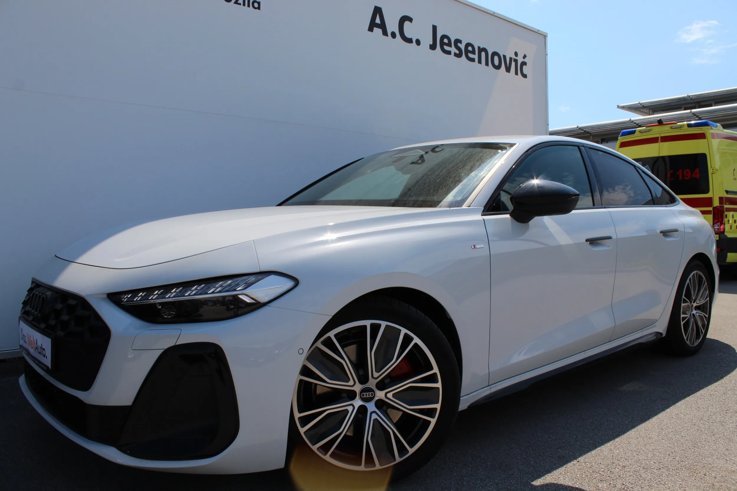 13526 audi a5 limousine 35 tfsi s tronic edition s line - slika 16