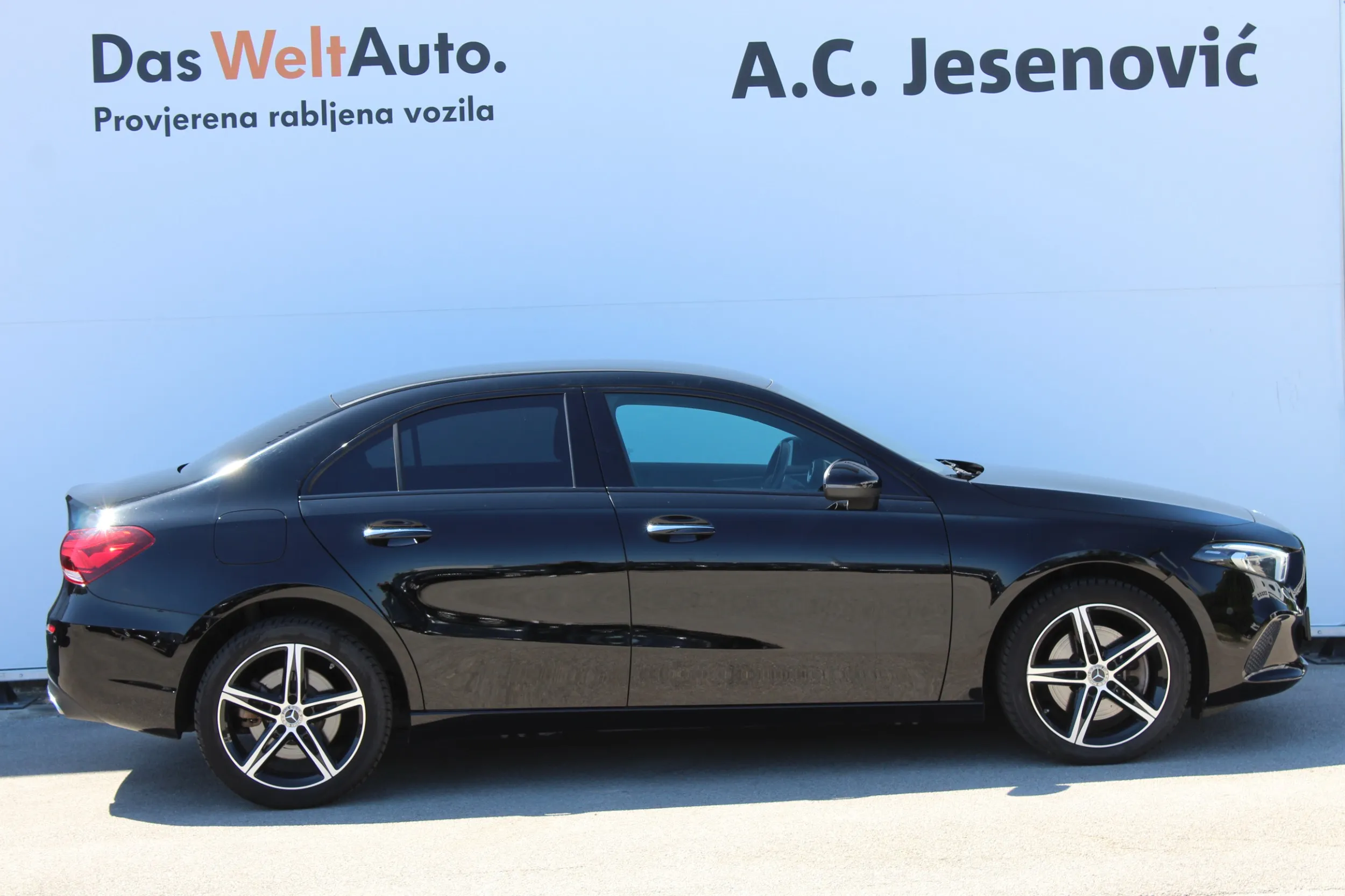 13499 mercedes-benz a limousine a 250 e - slika 5
