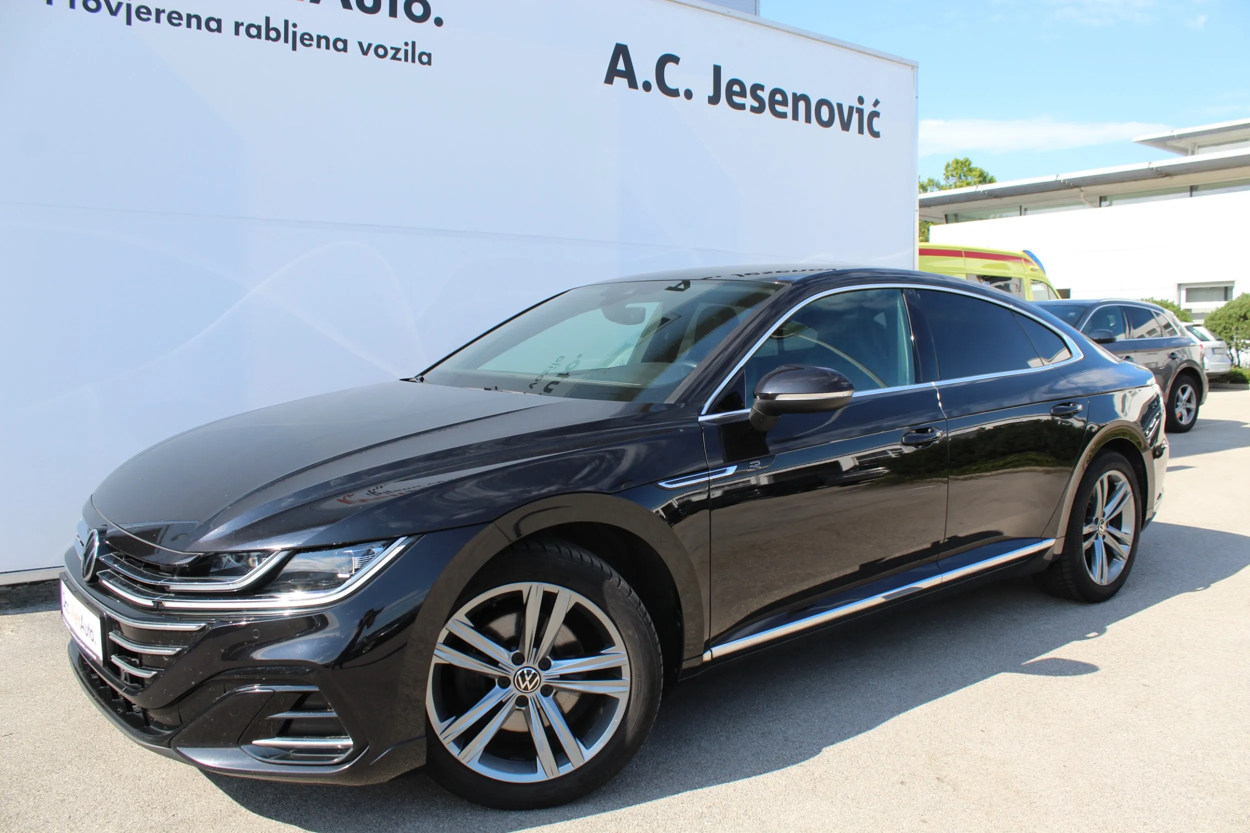 13495 volkswagen arteon 2.0 tdi r-line - slika 14