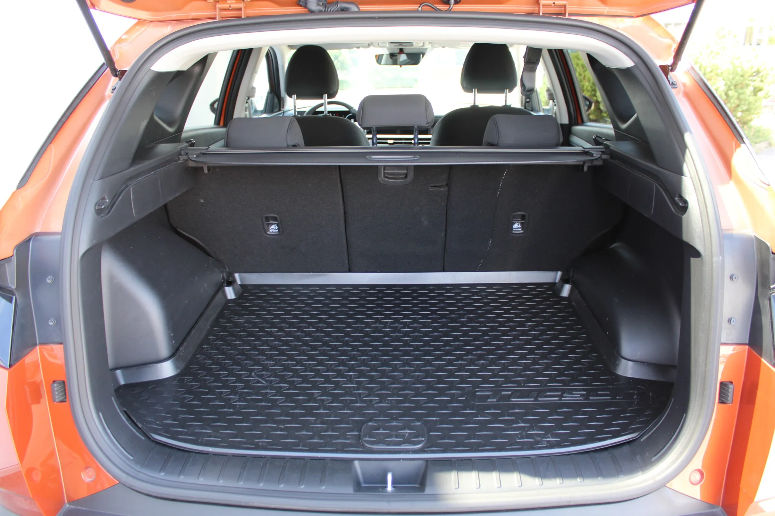 13534 hyundai tucson 1,6 crdi 48v premium plus dct - slika 5