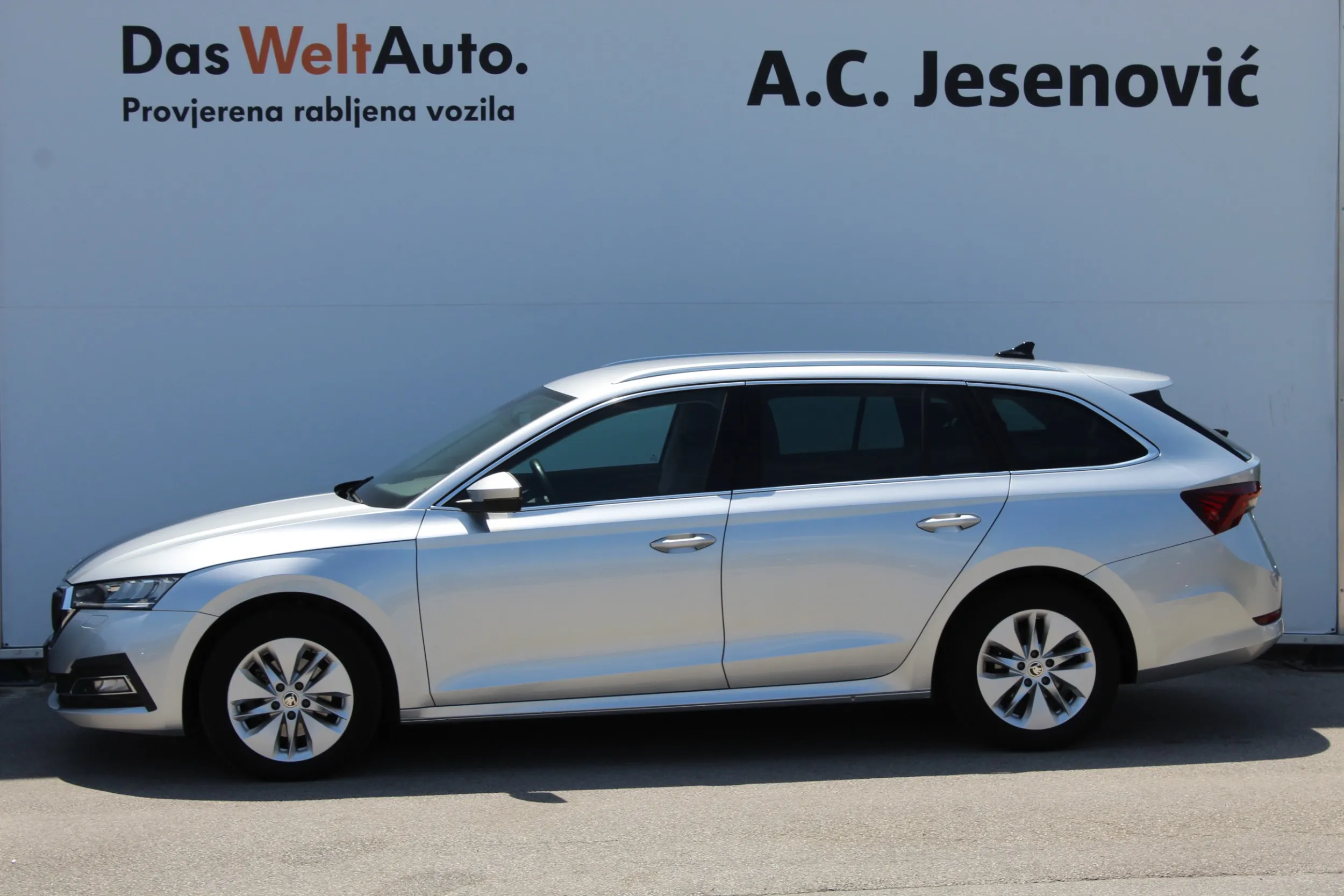 13494 škoda octavia combi ambition 2.0 tdi - slika 13