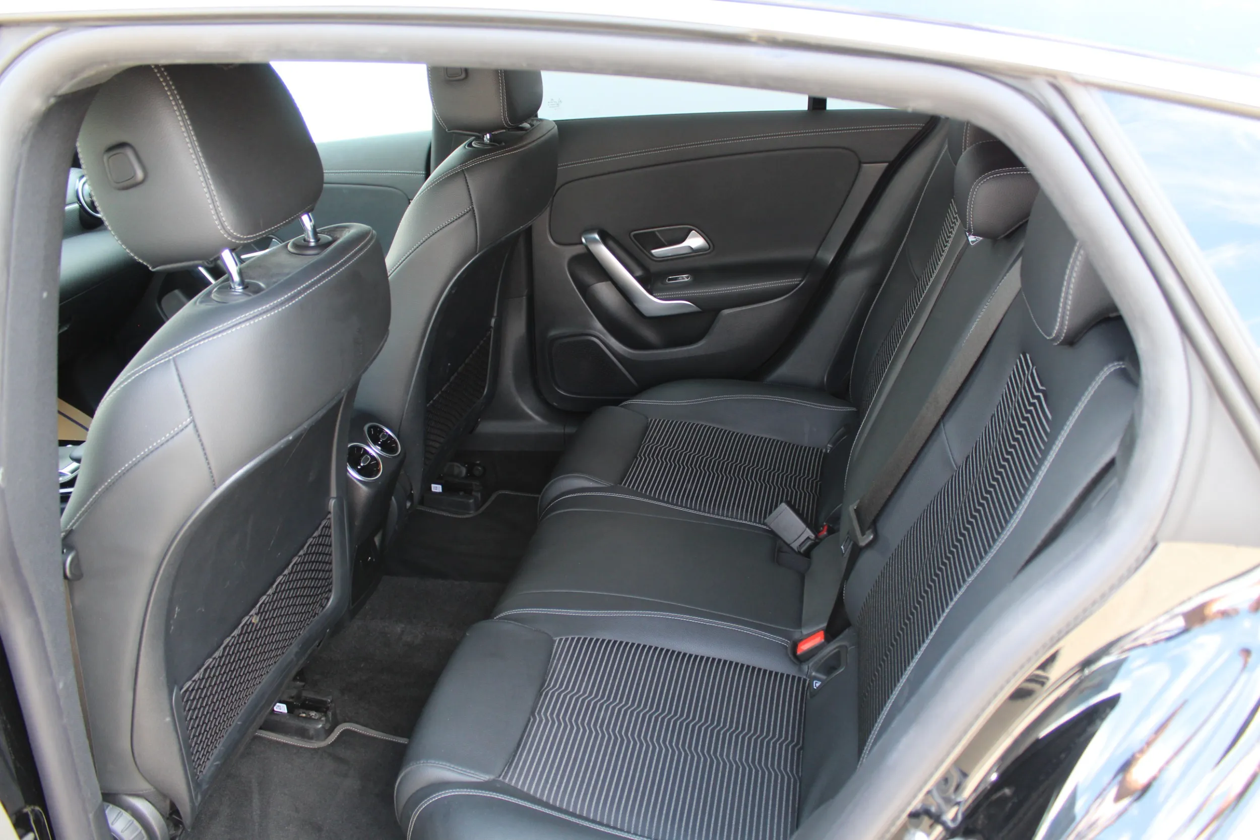mercedes-benz cla shooting brake cla 250 e - slika 10