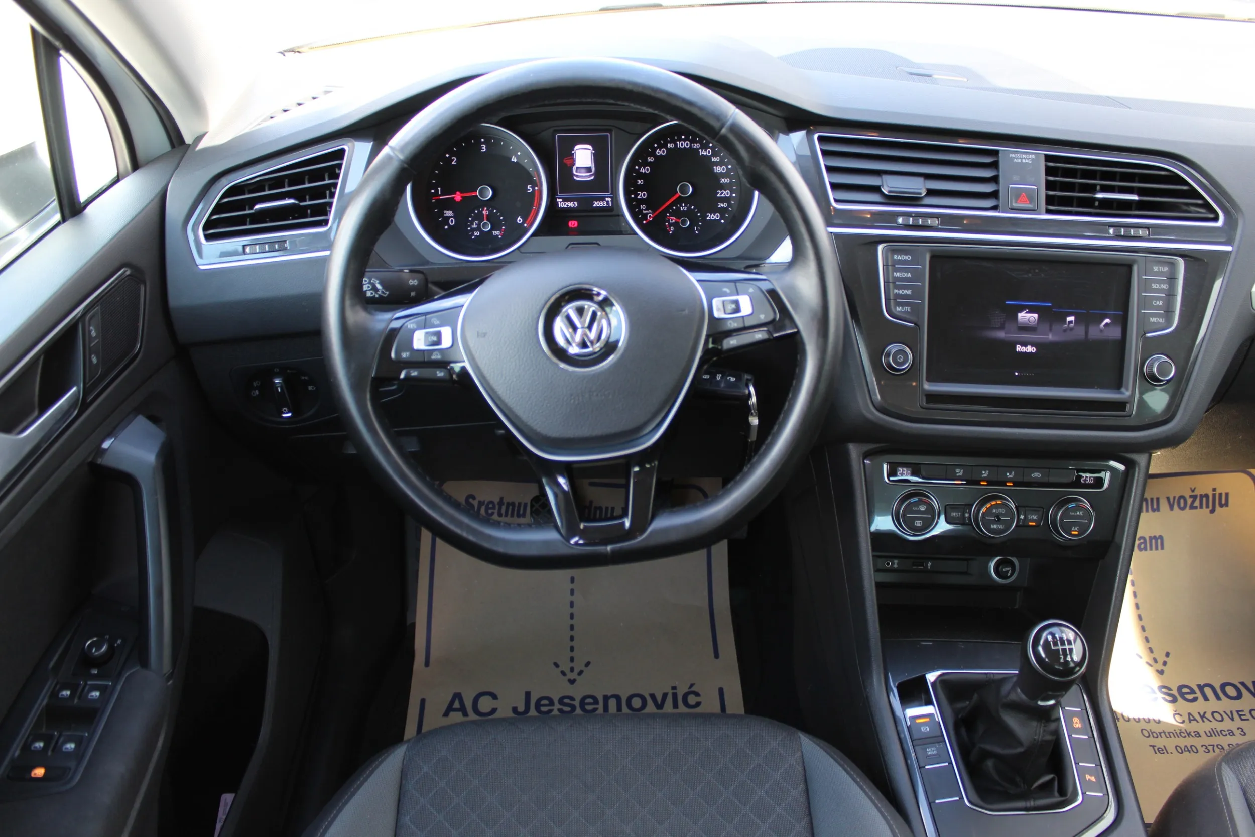 13558 volkswagen tiguan 2.0 tdi comfortline - slika 11