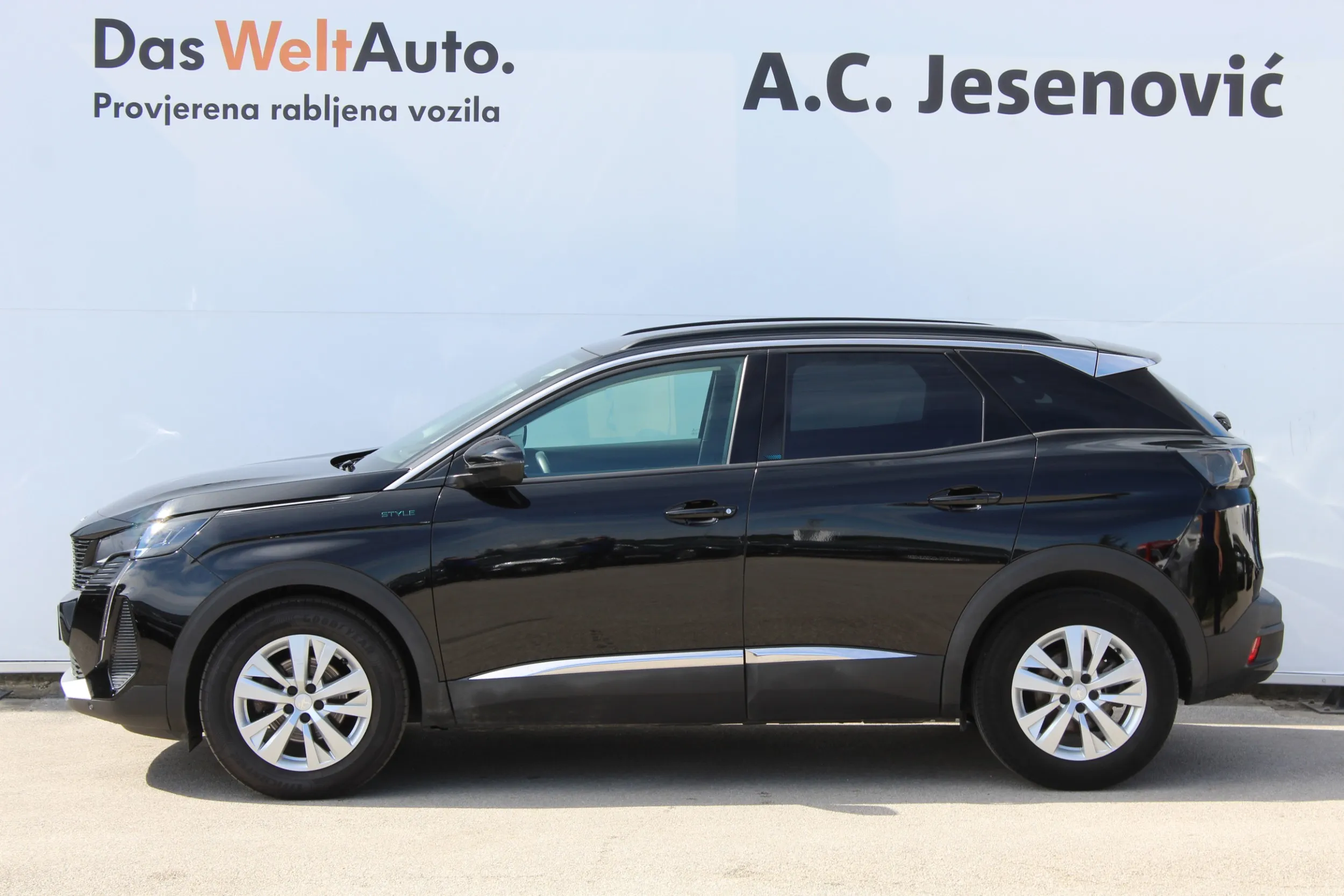 13382 peugeot 3008 1,2 puretech 130 s&s style - slika 16