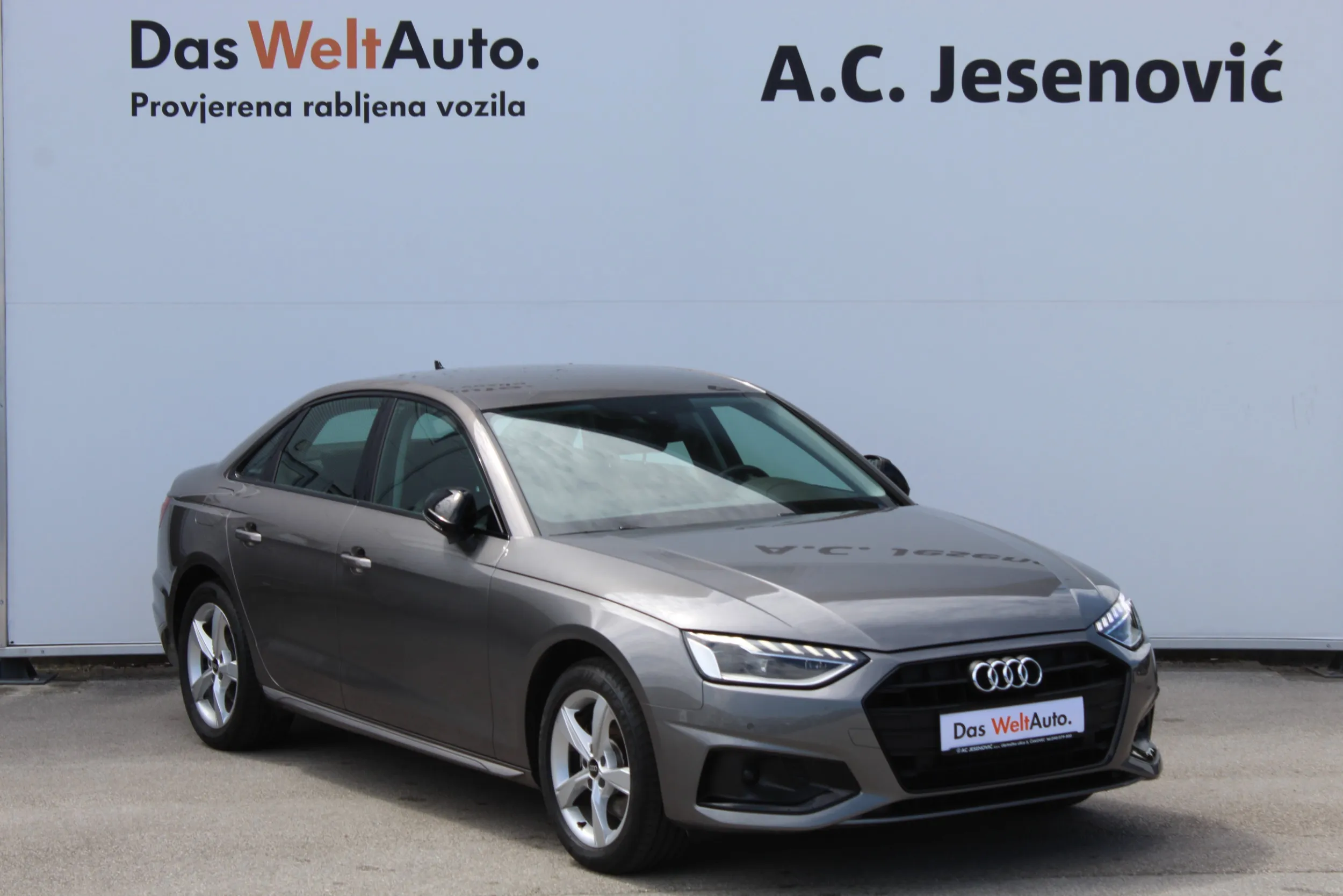 13567 audi a4 30tdi s tr advanced - slika 3
